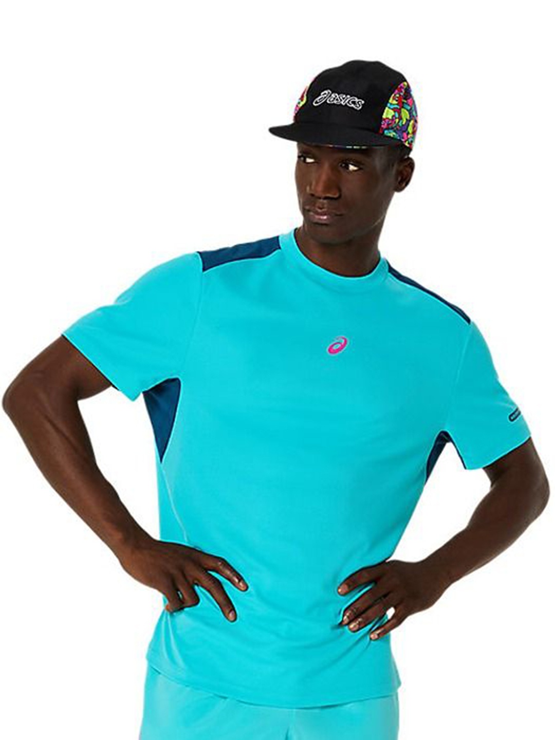 

ASICS Men Solid Round Neck T-shirt, Blue
