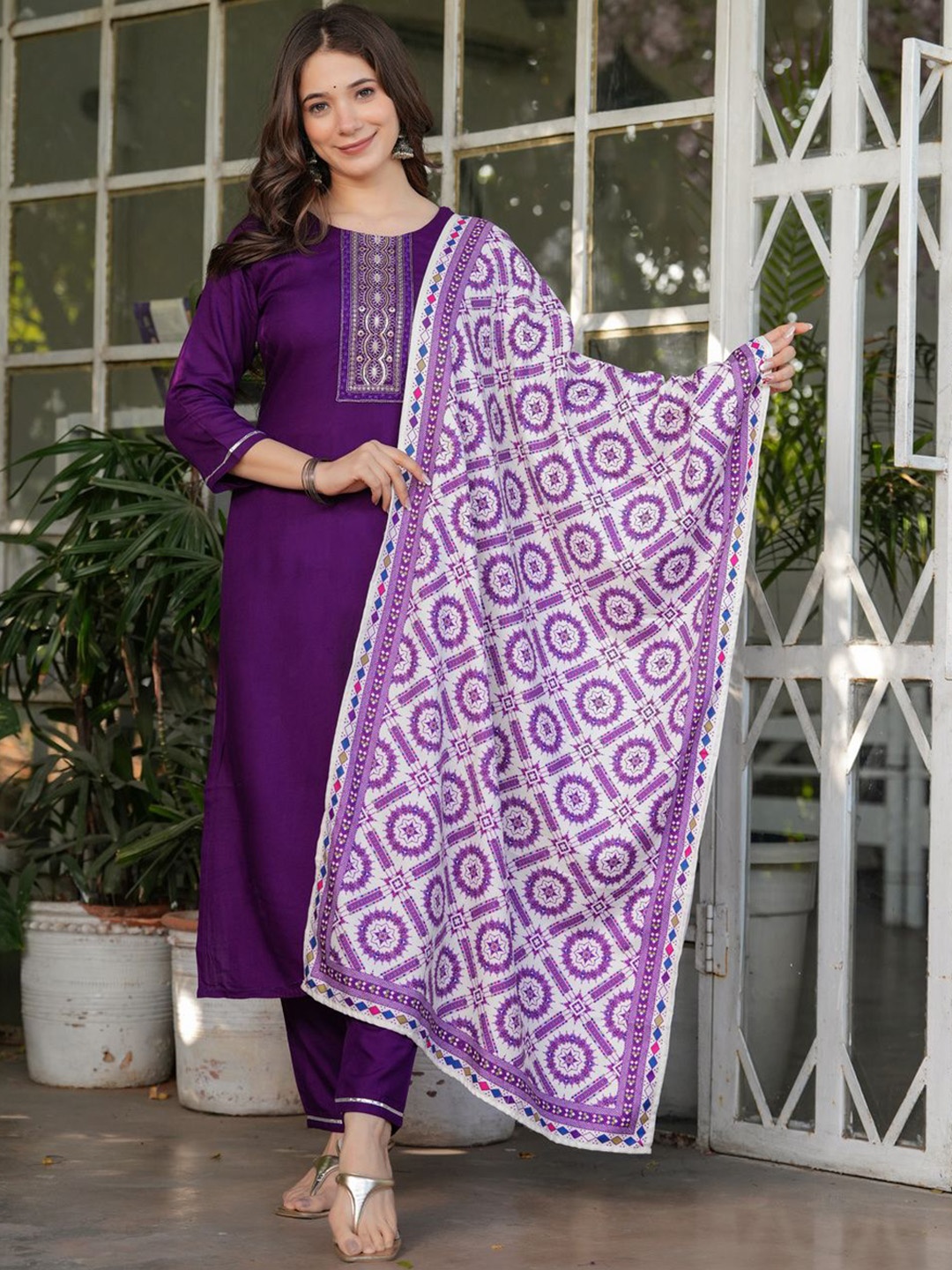 

Ethnic Yard Ethnic Motifs Embroidered Round Neck Straight Kurta with Pyjamas & Dupatta, Purple