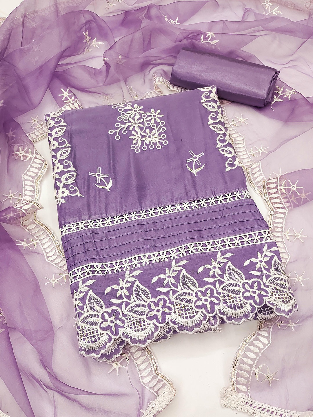 

SAINOOR Floral Embroidered Organza Semi-Stitched Dress Material, Lavender