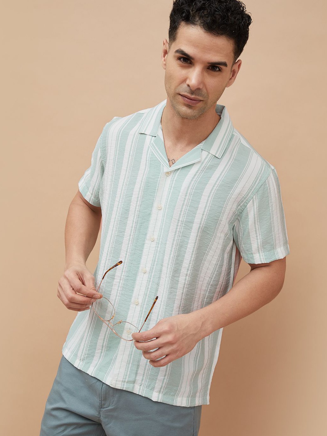 

CODE by Lifestyle Men Opaque Printed Casual Shirt, Grey