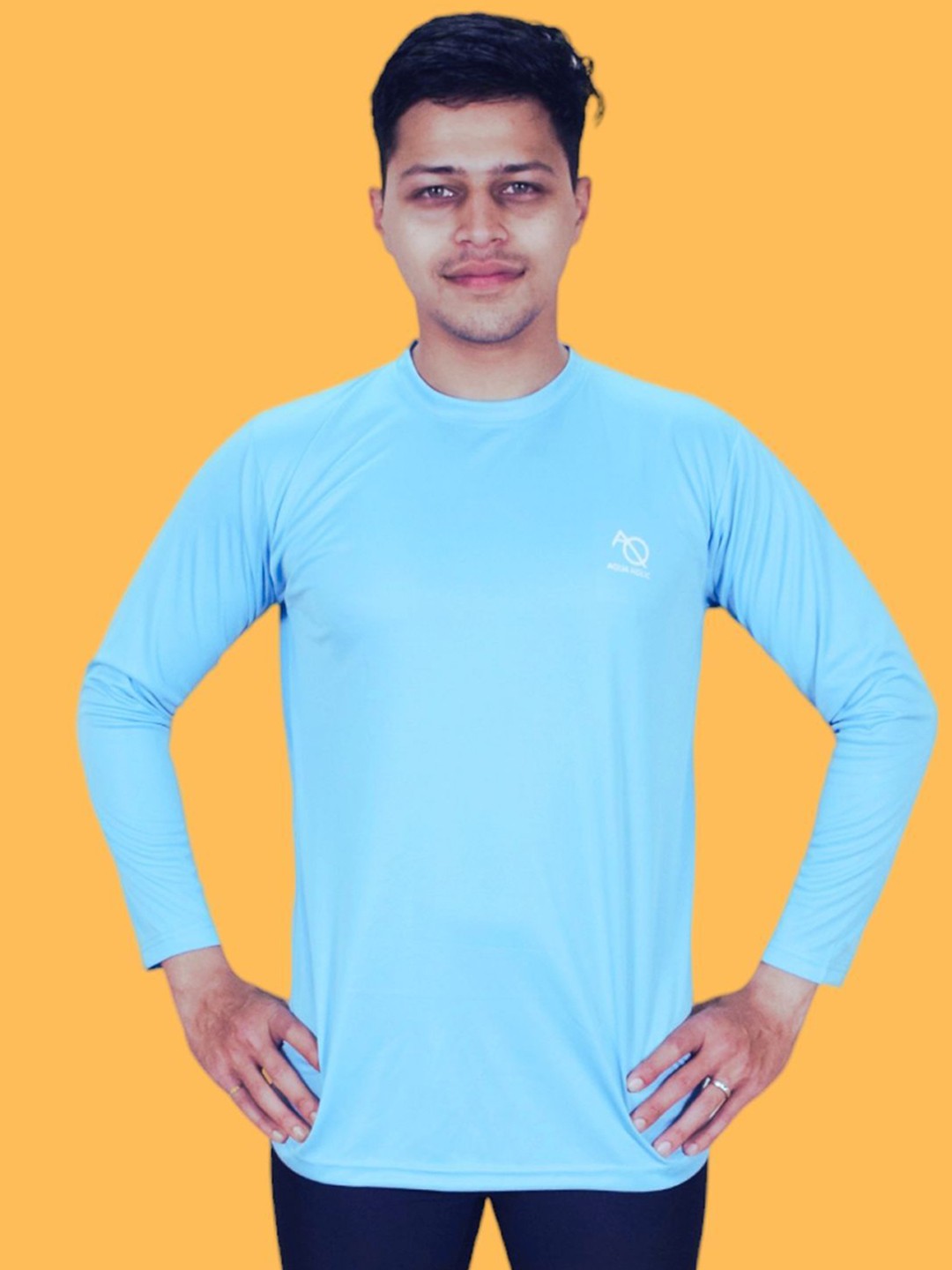 

Aqua Holic Round Neck T-Shirt & Shorts Swimwear, Black