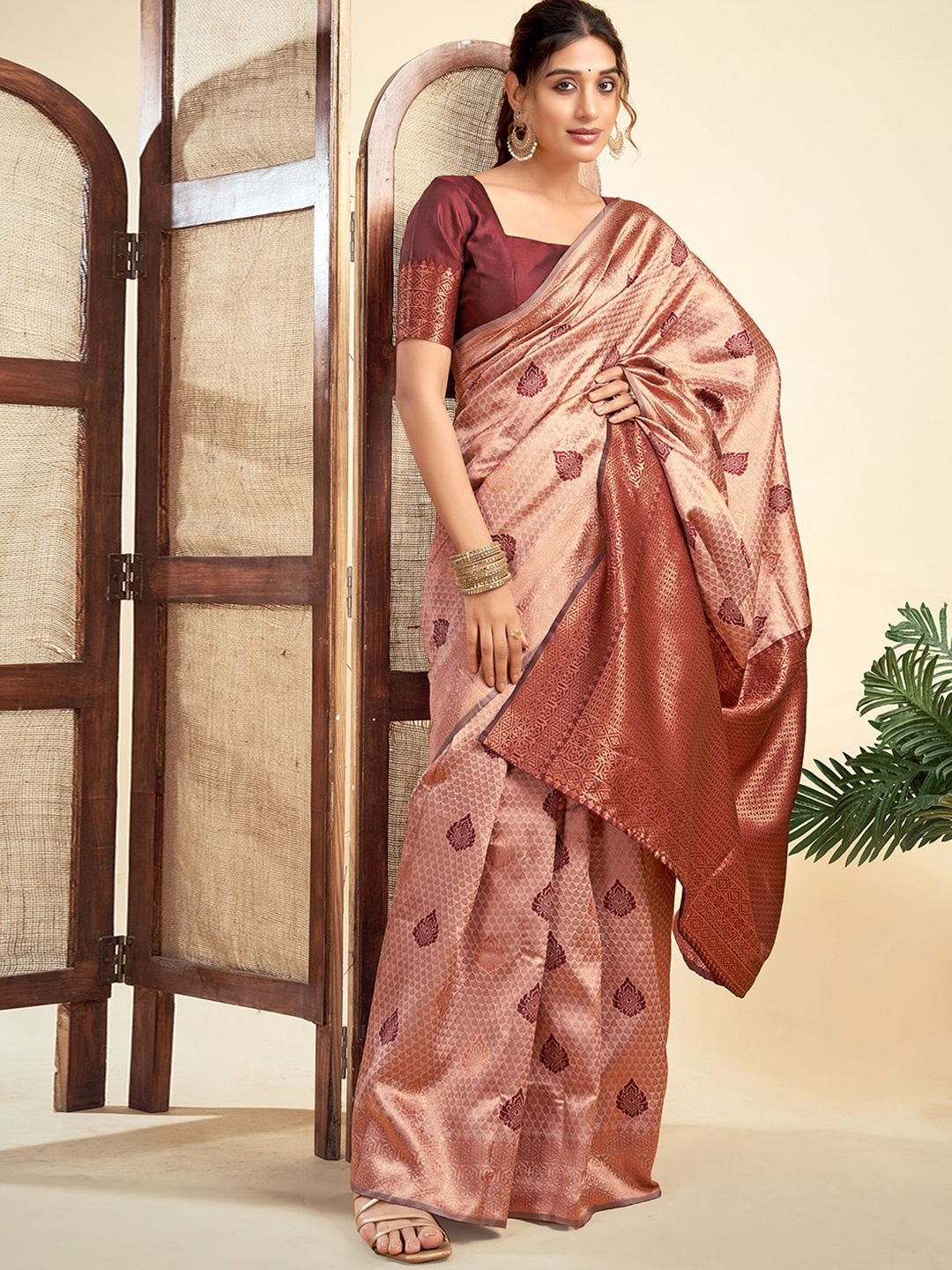 

HERE&NOW Woven Design Zari Banarasi Saree, Mauve