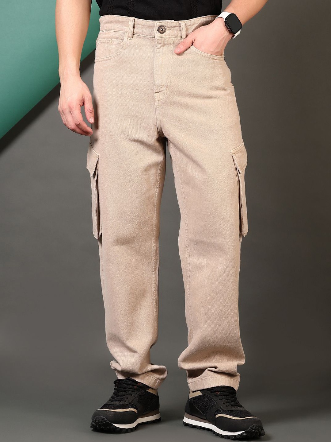 

V-Mart Men Light Fade Jeans, Beige