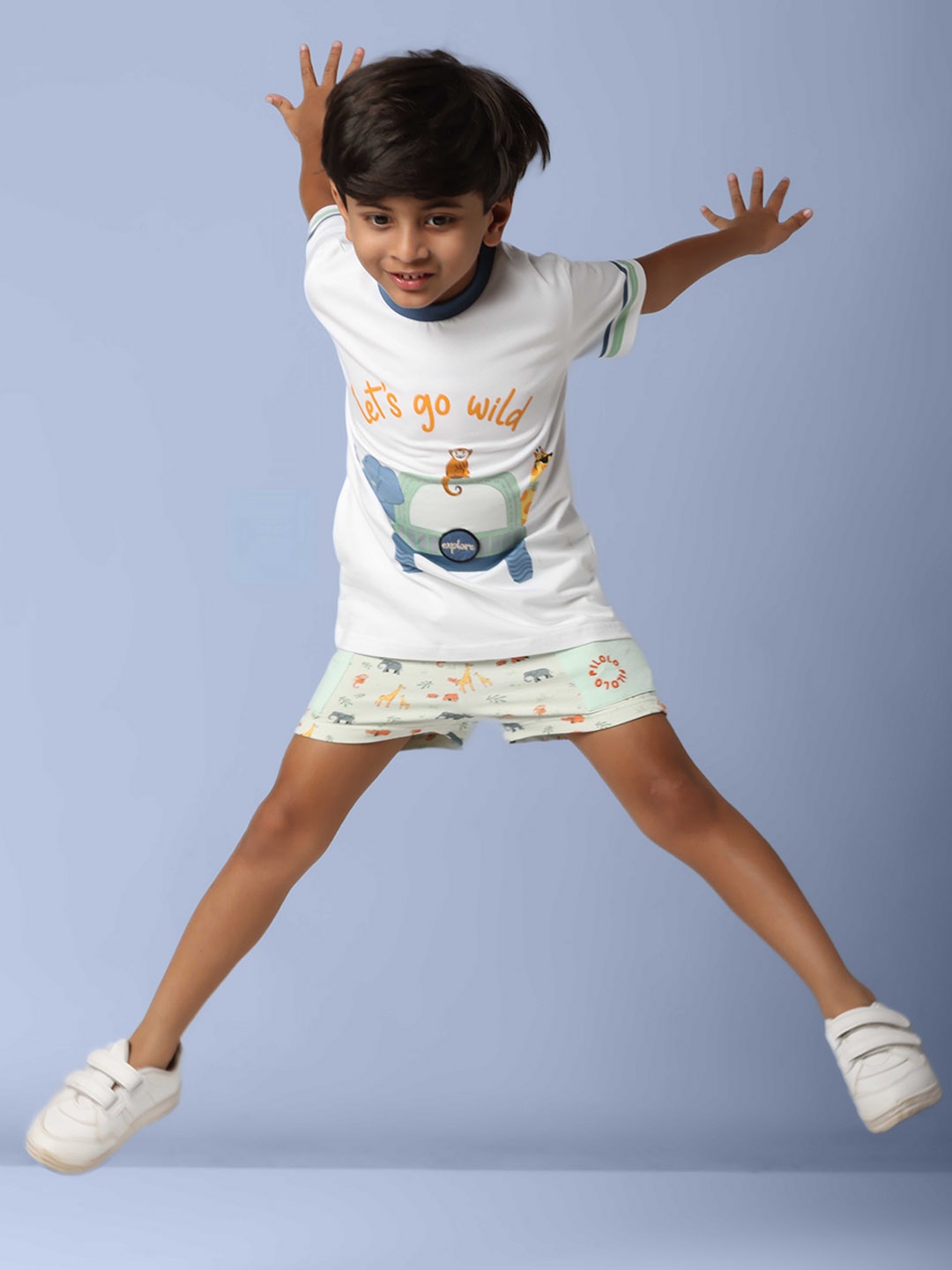 

PILOLO Boys Animal Printed Shorts, Green