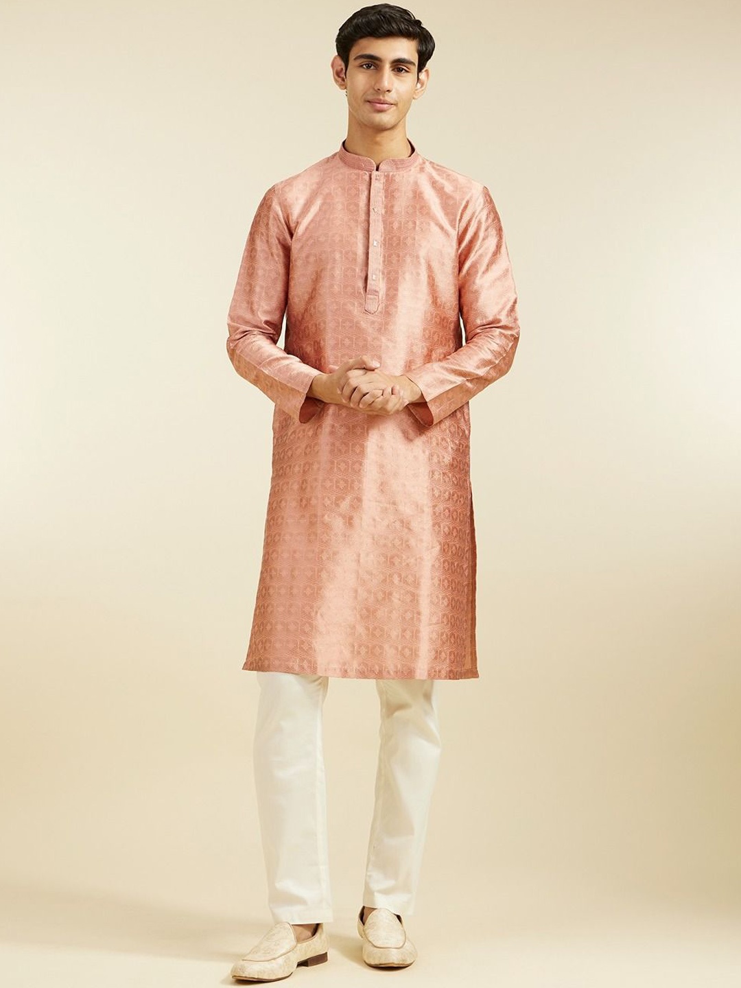 

Diwas by Manyavar Woven Design Mandarin Collar Straight Kurta with Pyjamas, Pink