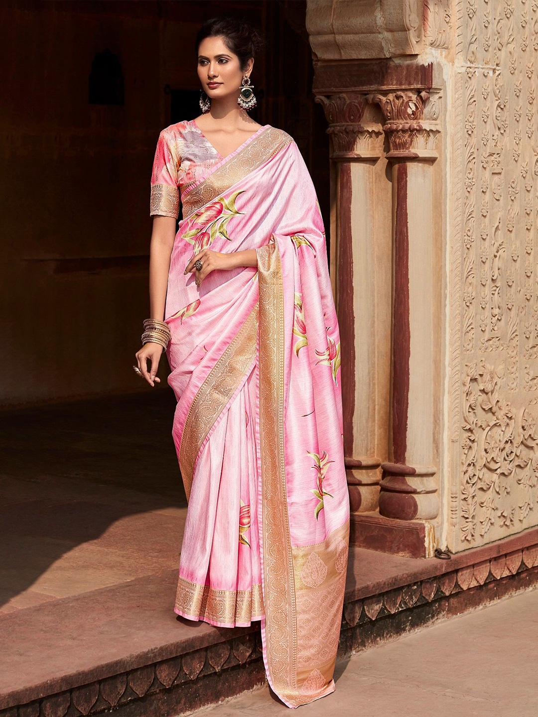 

MySilkLove Turkish Pink Banarasi Handloom Saree