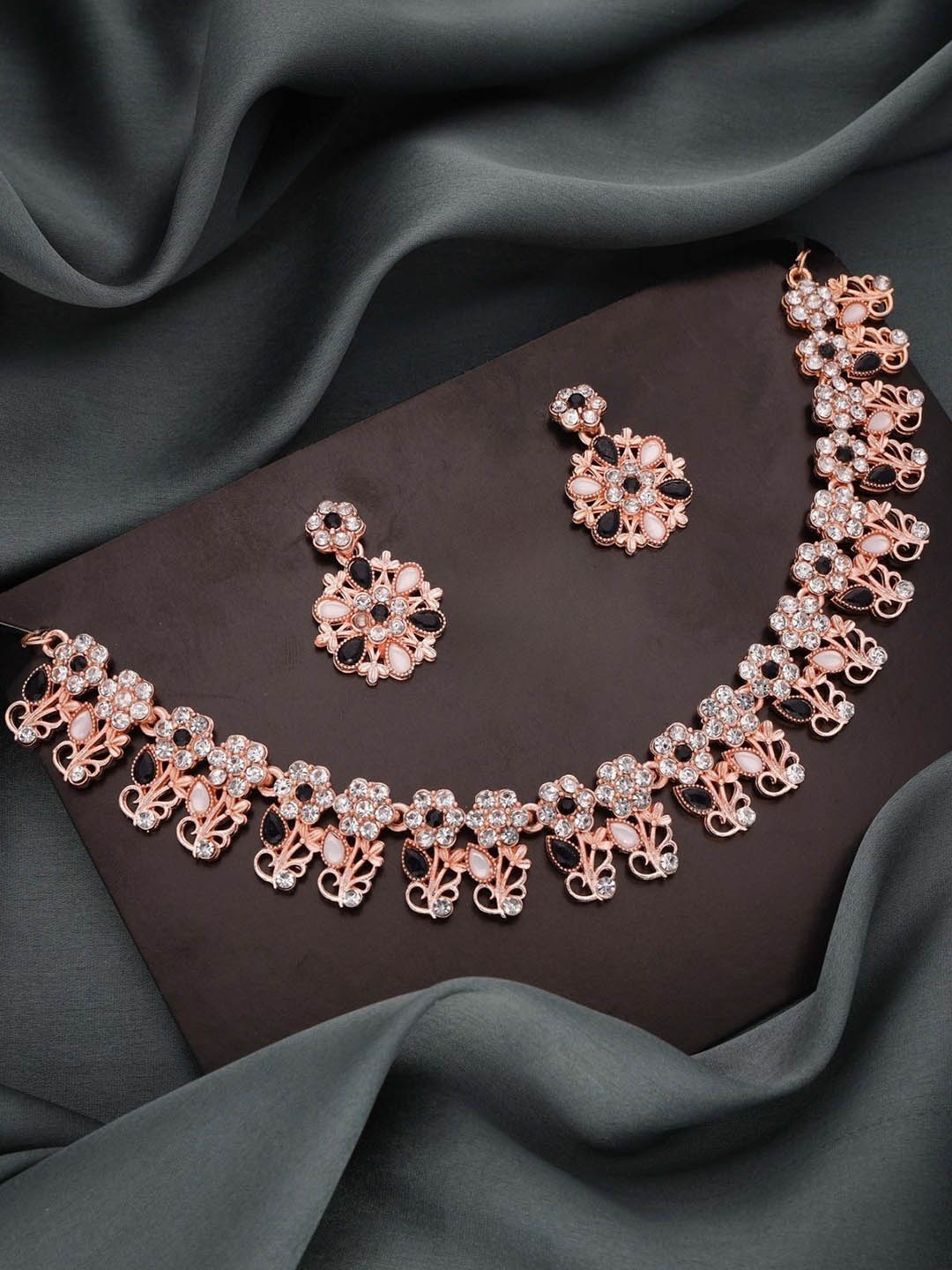

Anouk Gold-Plated American Diamond Studded Jewellery Set