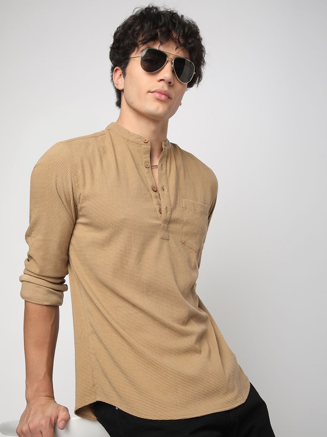 

VASTRADO Seersucker Horizontal Striped Kurta, Khaki
