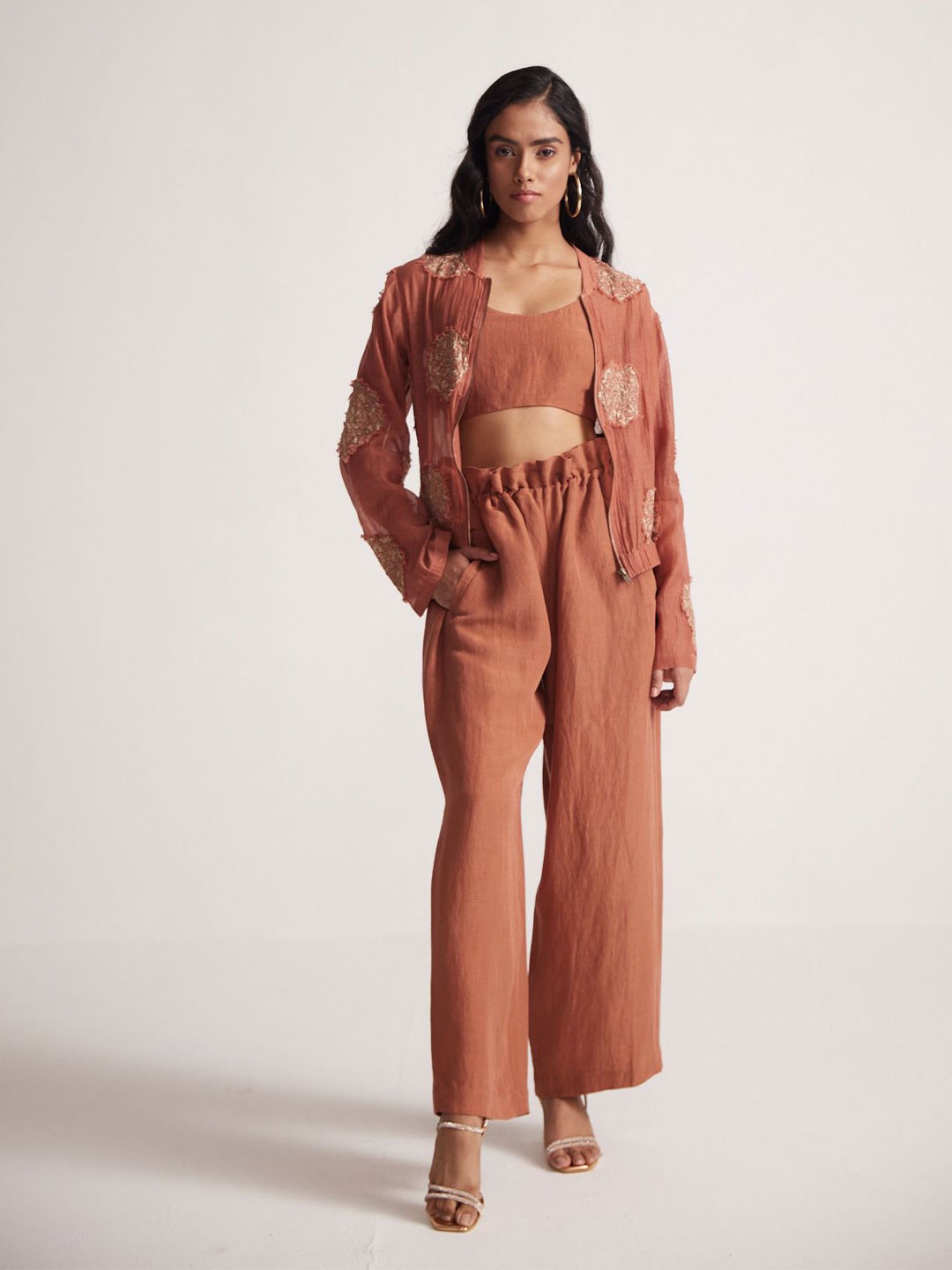 

Western Era Mandarin Collar Puff Sleeve Top, Rust