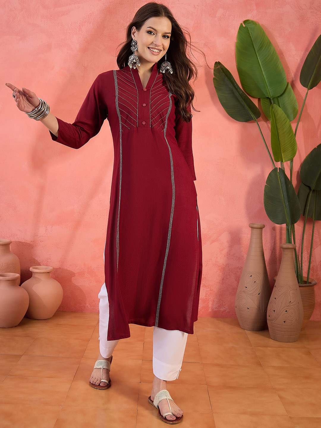 

Sangria Mandarin Collar Pleated Straight Kurta, Maroon