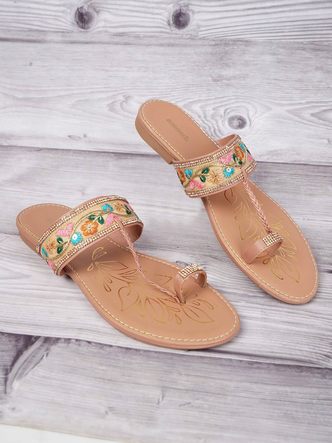 

Anouk Women Embellished One Toe Flats, Peach
