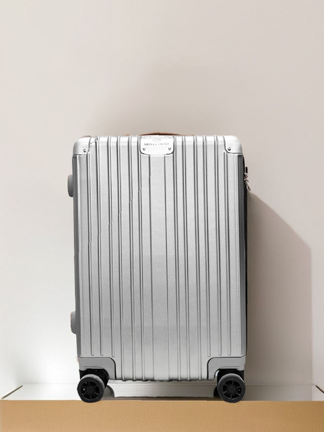

ARISTA VAULT Smart Aviator Hard-Sided Cabin Trolley Bag, Grey