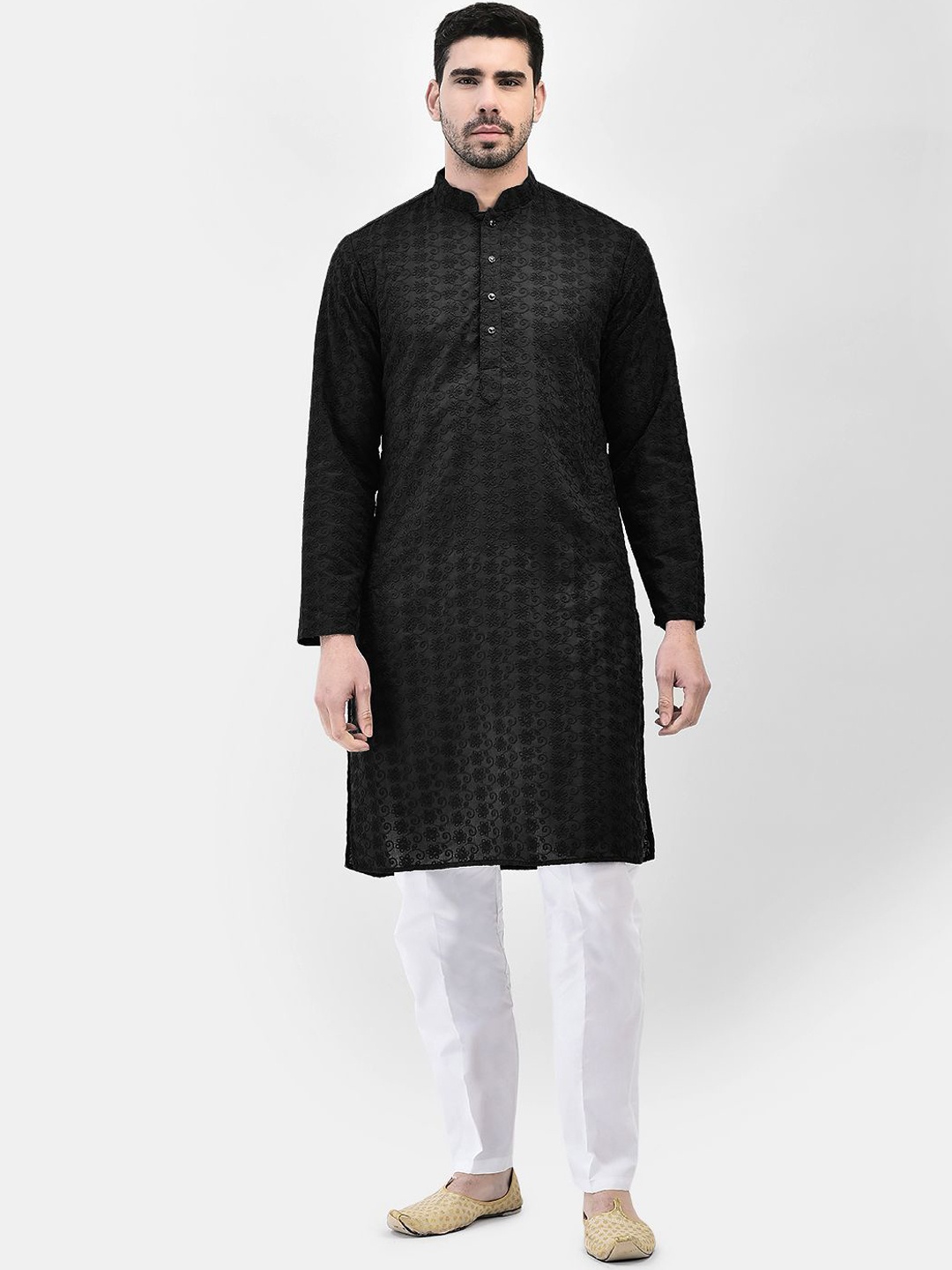 

SG LEMAN Floral Embroidered Mandarin Collar Straight Kurta With Pyjamas, Black
