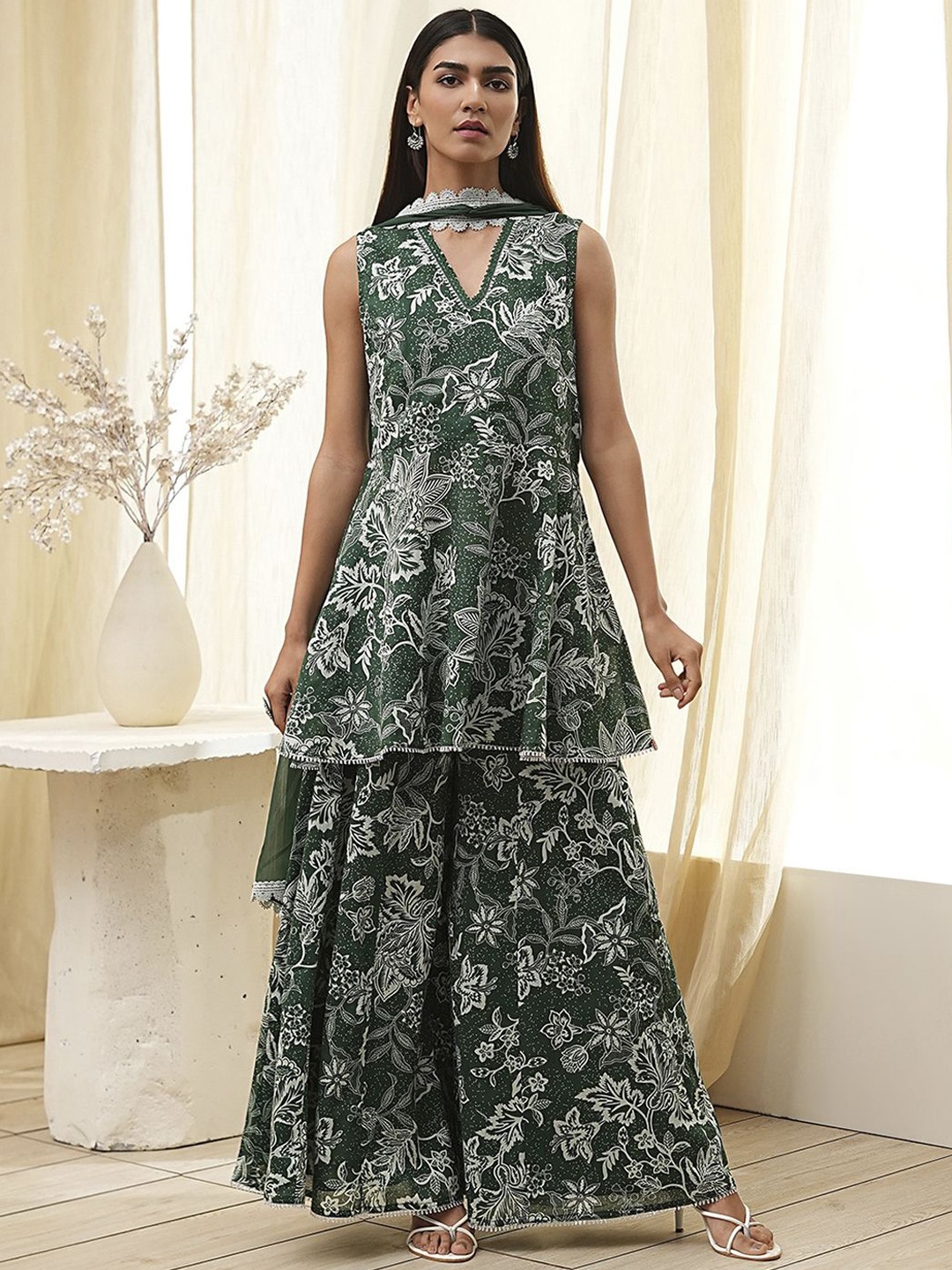 

Biba Floral Printed V-Neck Pure Cotton A-Line Kurta With Palazzo & Dupatta, Green