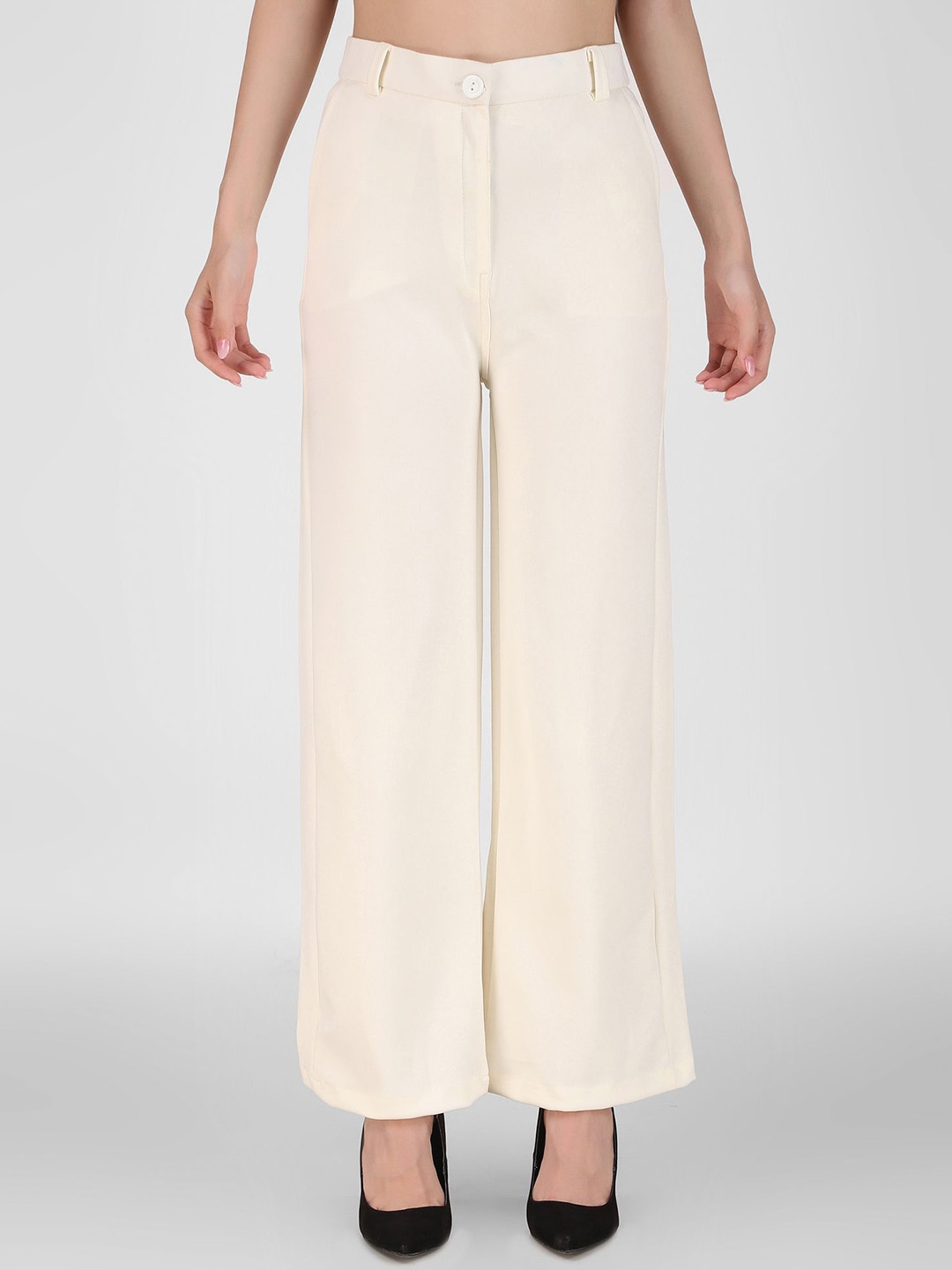 

FNOCKS Women Relaxed Straight Leg High-Rise Trousers, Off white