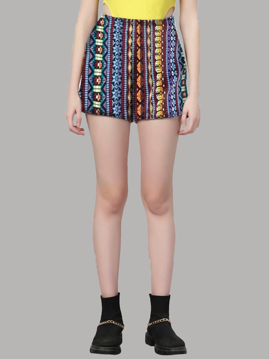 

Ashtag Women Printed Mid-Rise Regular Shorts Shorts, Maroon