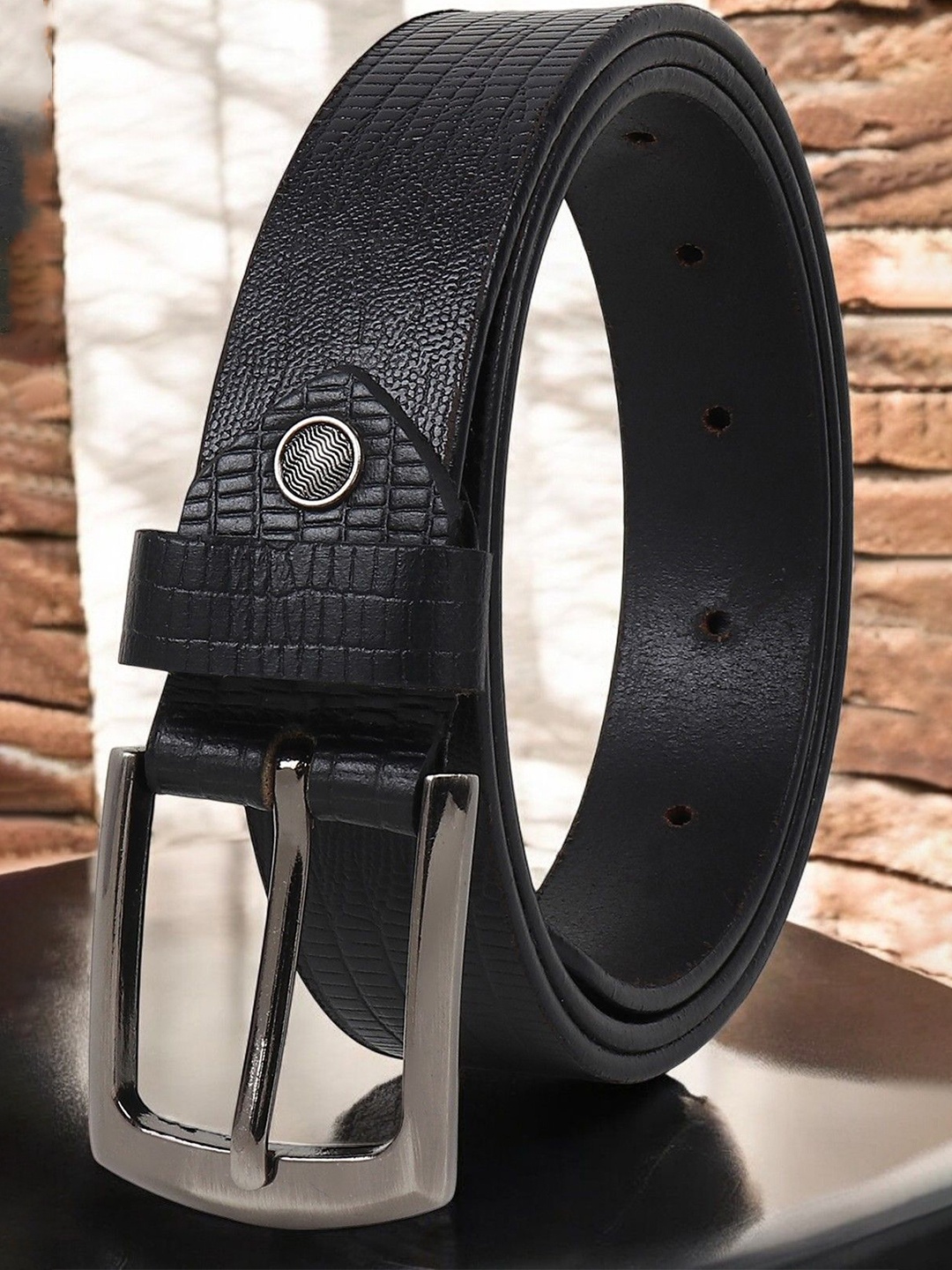 

Metronaut Men Textured Leather Formal Belt, Black