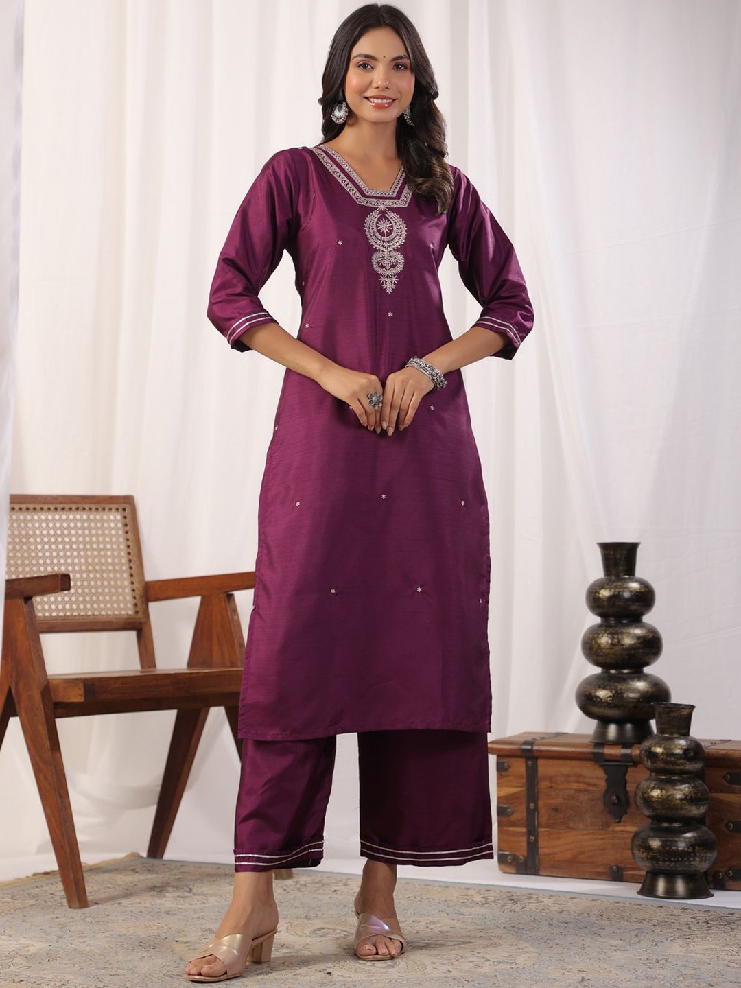 

KALINI Floral Embroidered Zari Square Neck Straight Kurta With Palazzo & Dupatta, Purple