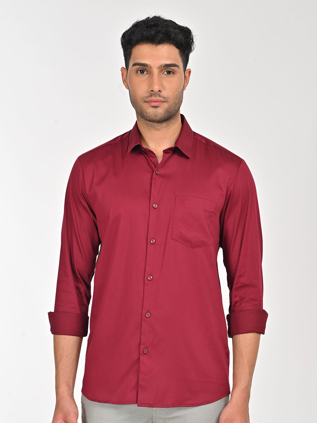 

Indian Terrain Men Slim Fit Opaque Casual Shirt, Red