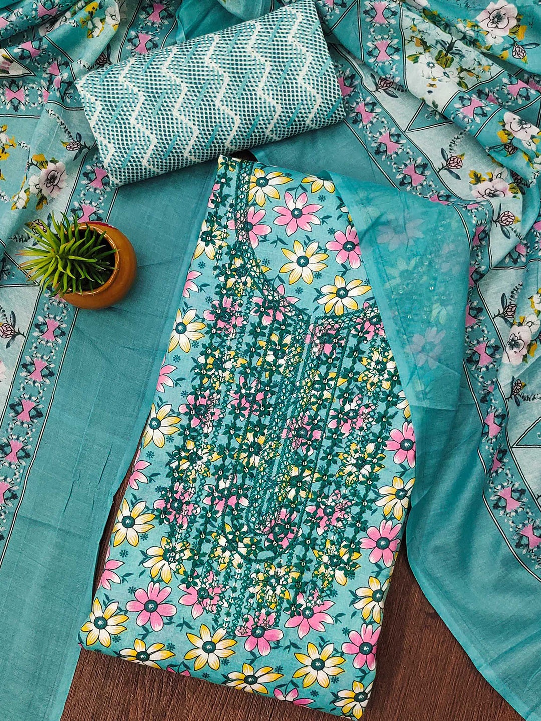 

SAINOOR Floral Printed Sequinned Pure Cotton Unstitched Dress Material, Blue