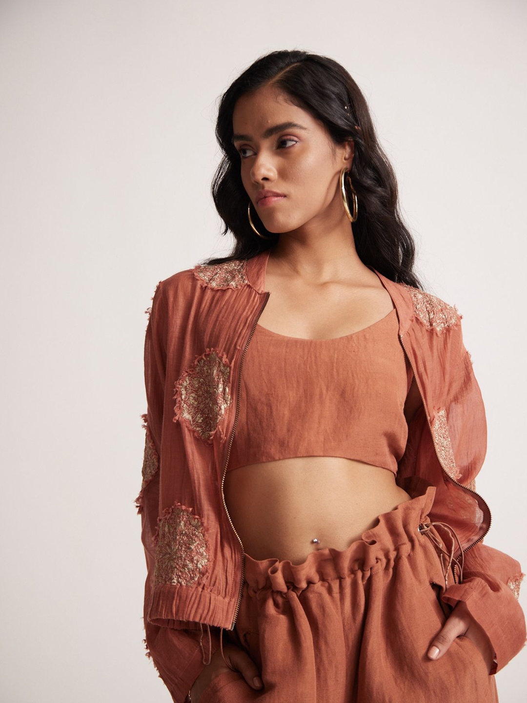 

Western Era Puff Sleeve Linen Styled Back Crop Top, Rust