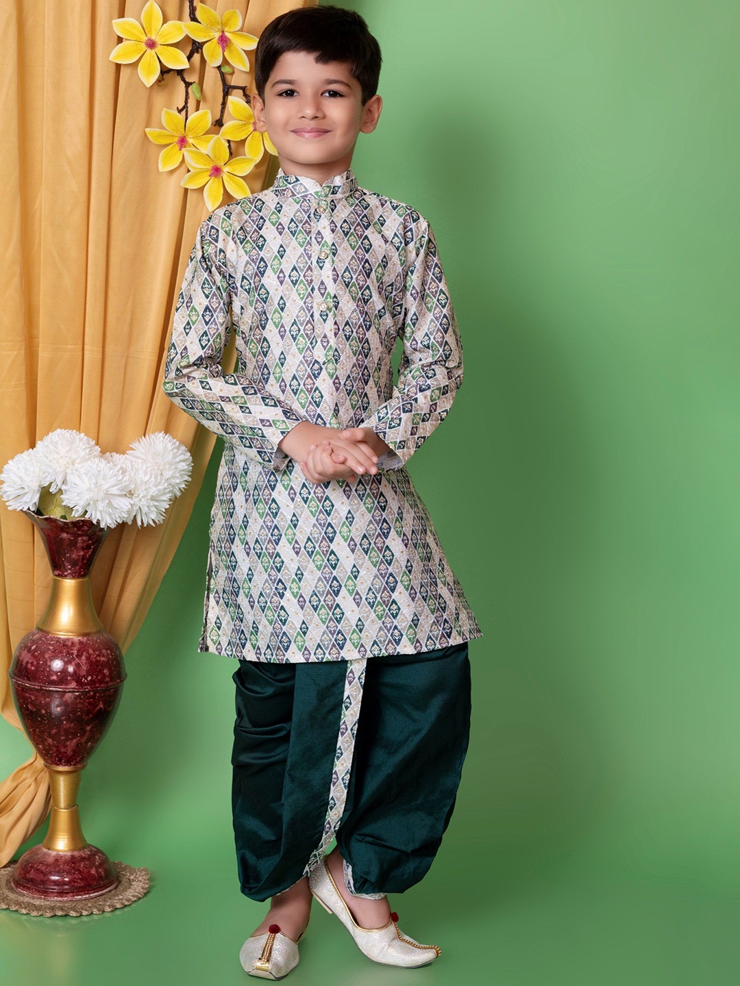 

Cae Boys Geometric Embroidered Sequinned Mandarin Collar Dupion Silk Kurta With Dhoti Pant, White