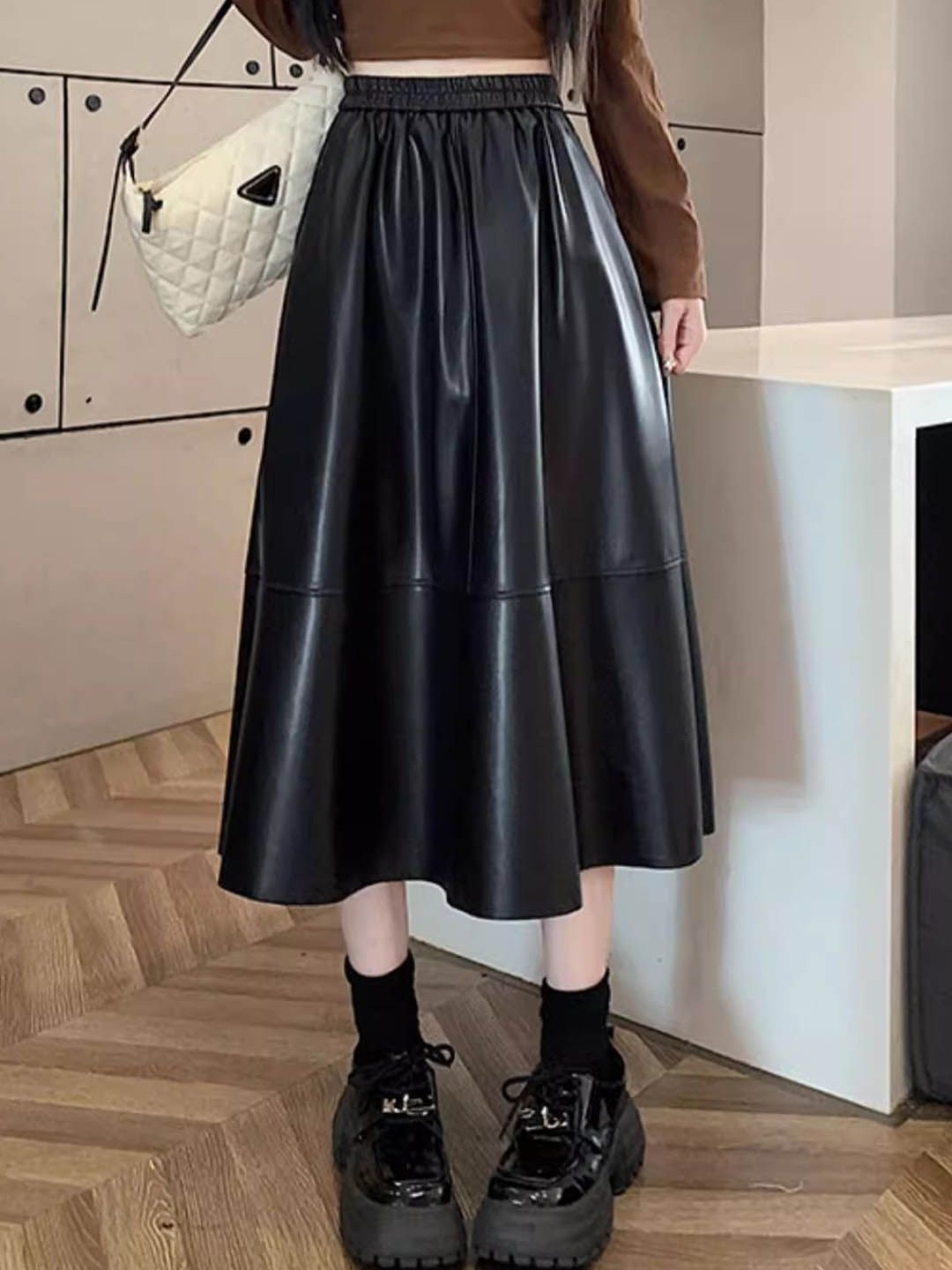 

StyleCast Pleated Midi Skirt, Black