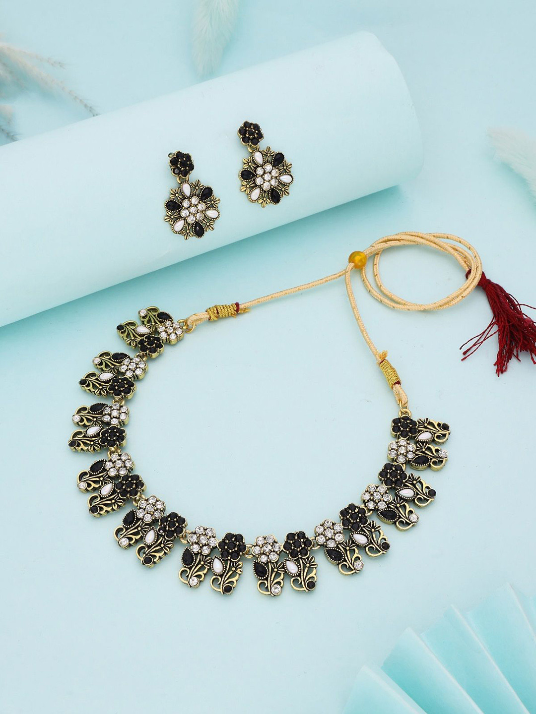 

Anouk Gold-Plated American Diamond Studded Jewellery Set