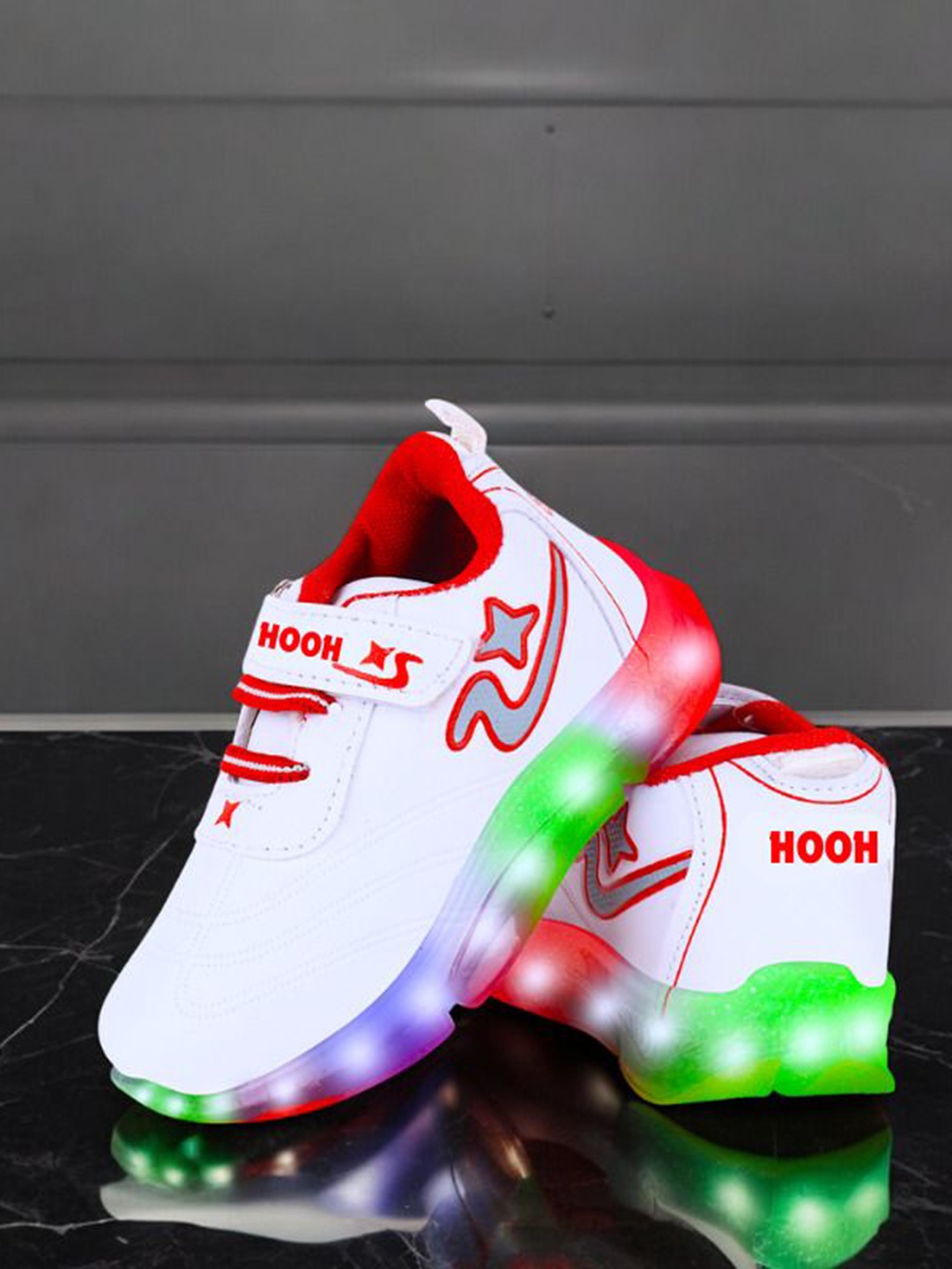 

HOOH Now Comfort in Fashion Unisex Kids Printed Sneakers, Red