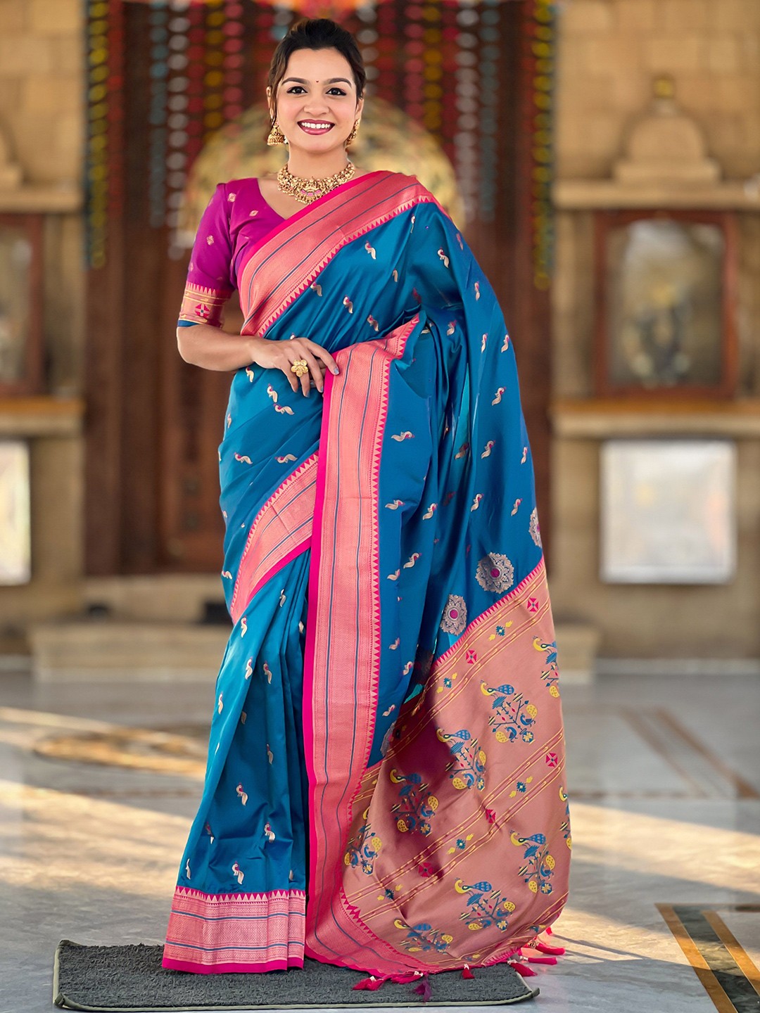 

Ekta Textiles Woven Design Zari Pure Silk Paithani Saree, Blue