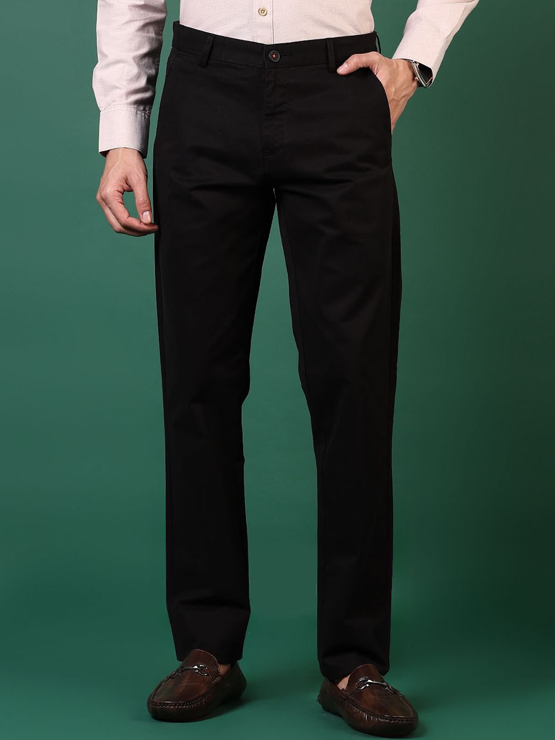 

V-Mart Men Chinos Trousers, Black