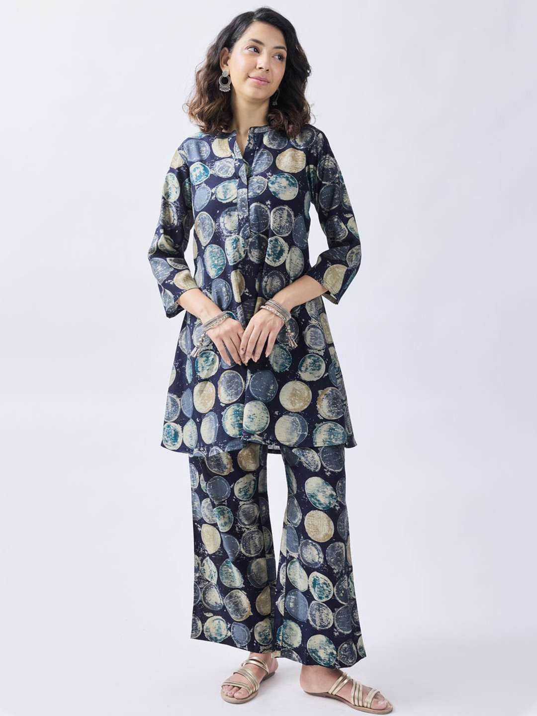 

KERI PERRY Womens Geometric Printed Straight Kurta With Palazzos, Navy blue