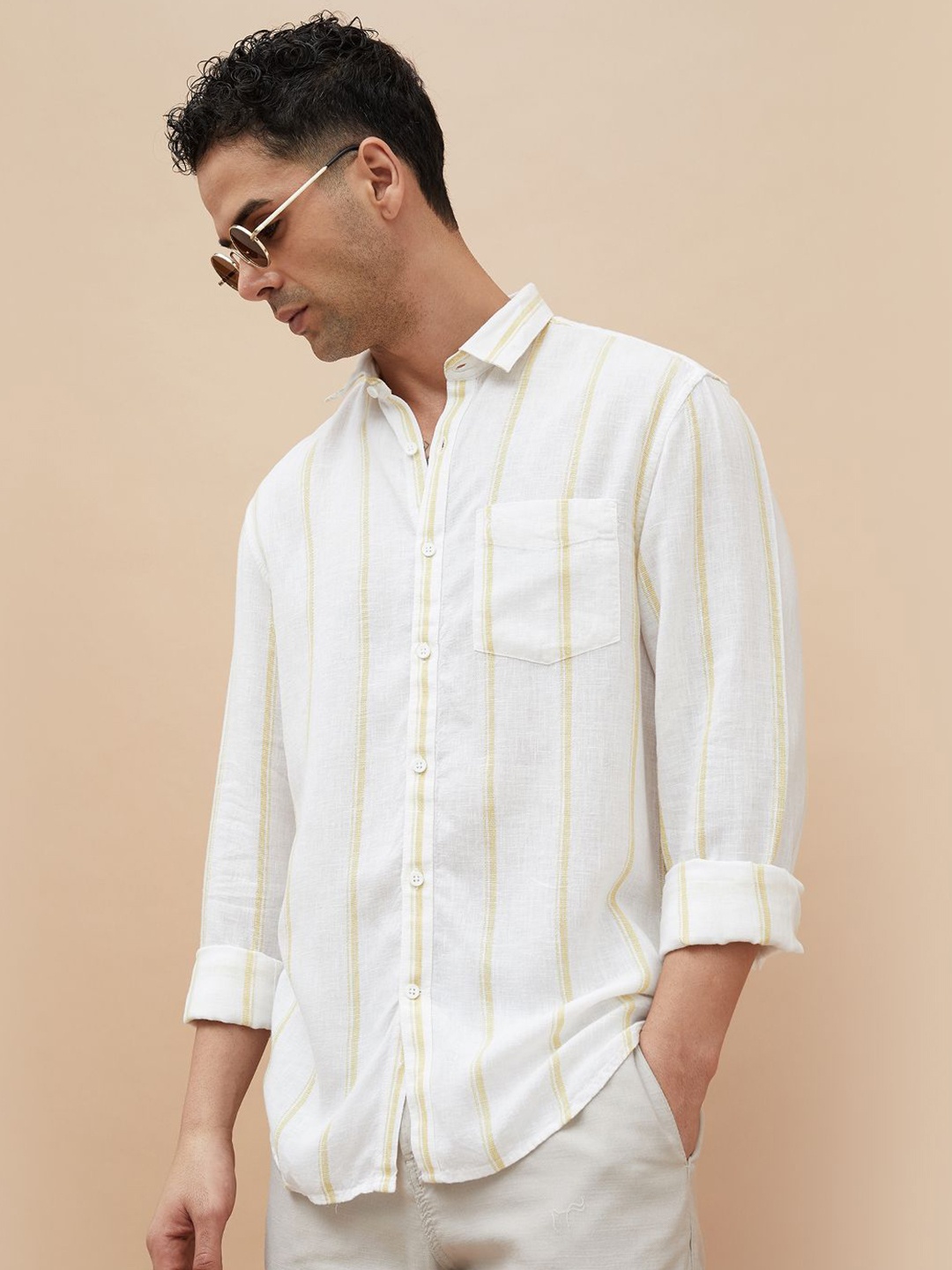 

CODE by Lifestyle Men Windowpane Checks Opaque Striped Casual Shirt, White