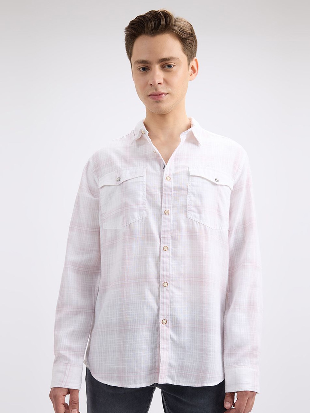 

Pepe Jeans Men Opaque Checked Casual Shirt, White