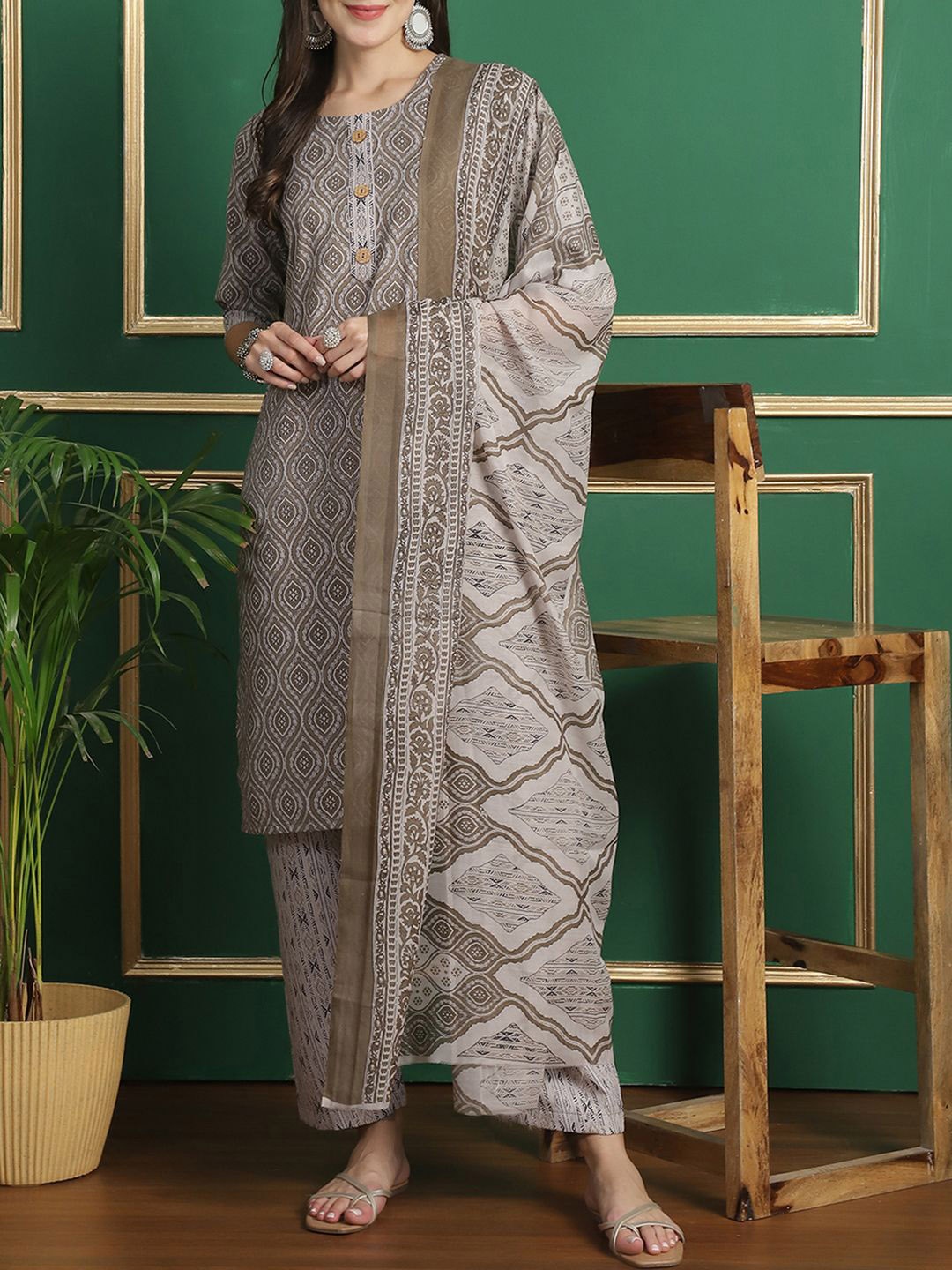 

Moda Rapido Geometric Printed Straight Pure Cotton Kurta With Trousers And Dupatta, Khaki