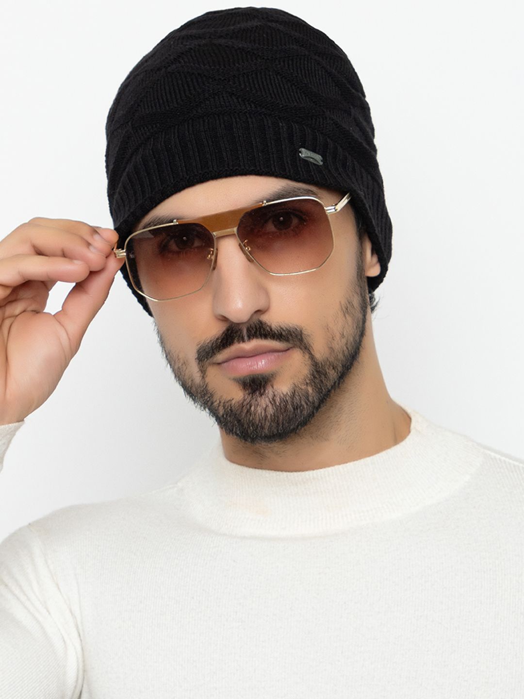 

Amoldo Unisex Woollen Beanie, Black