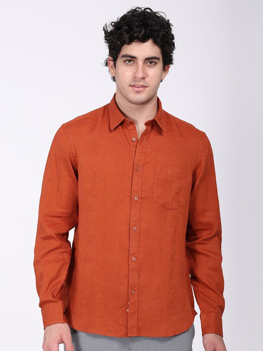 

Indian Terrain Men Classic Slim Fit Opaque Casual Shirt, Red