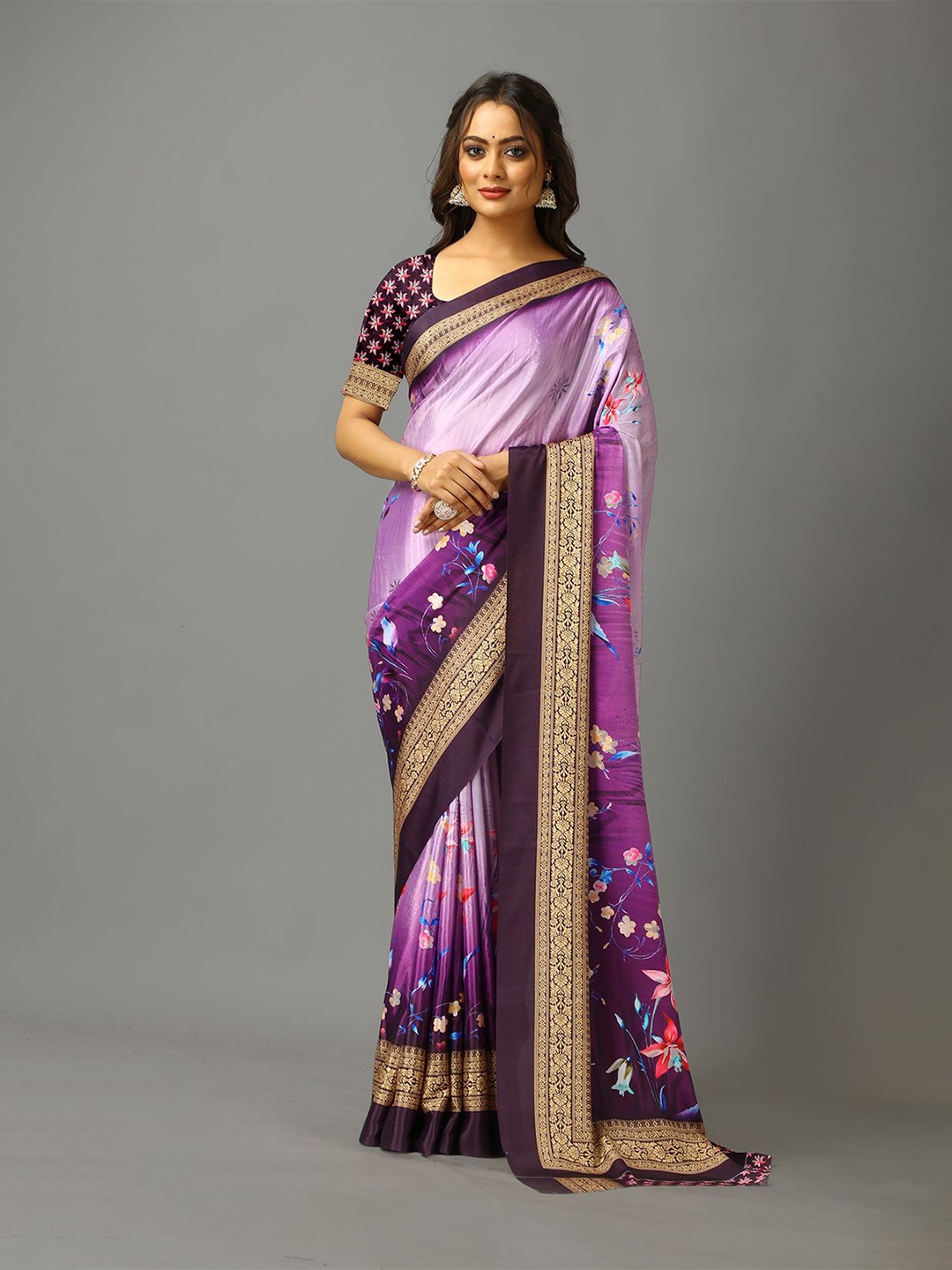

VIRENDRA TEXTILES Floral Printed Saree, Lavender
