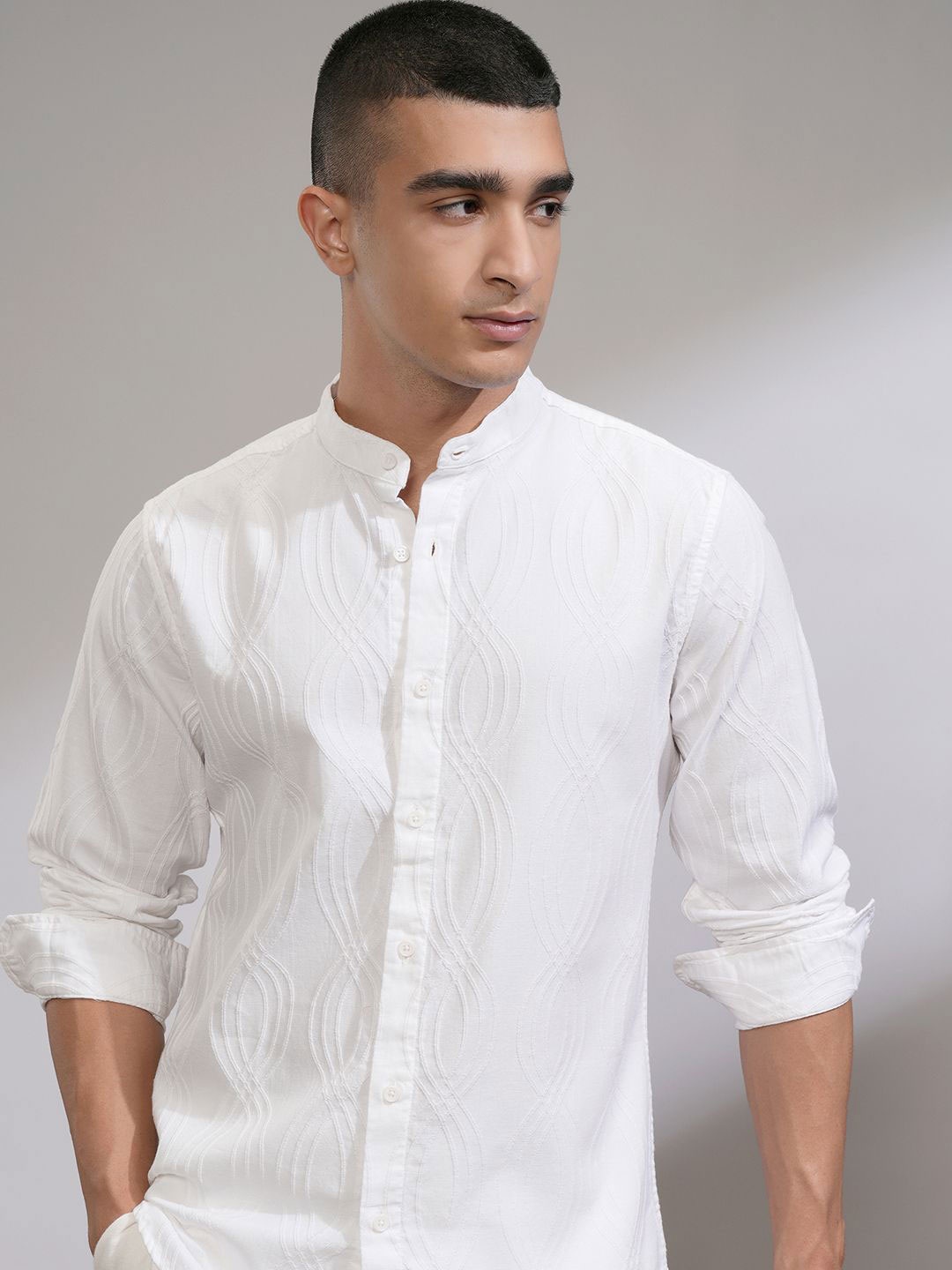 

HIGHLANDER Men Slim Fit Opaque Casual Shirt, White
