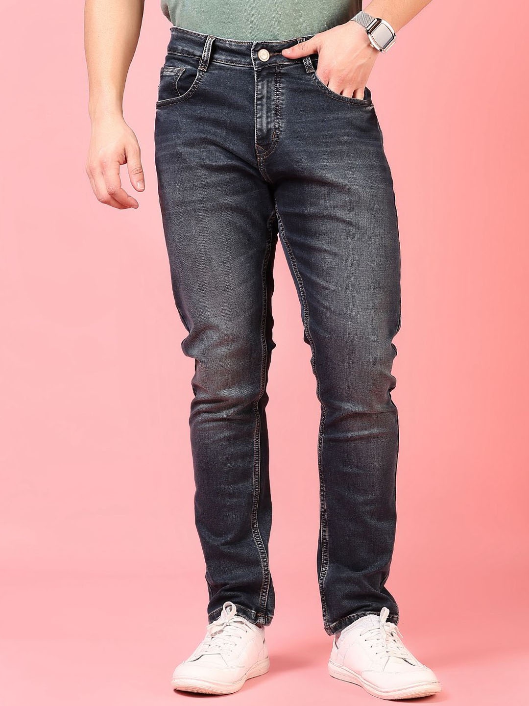 

V-Mart Men Light Fade Jeans, Blue
