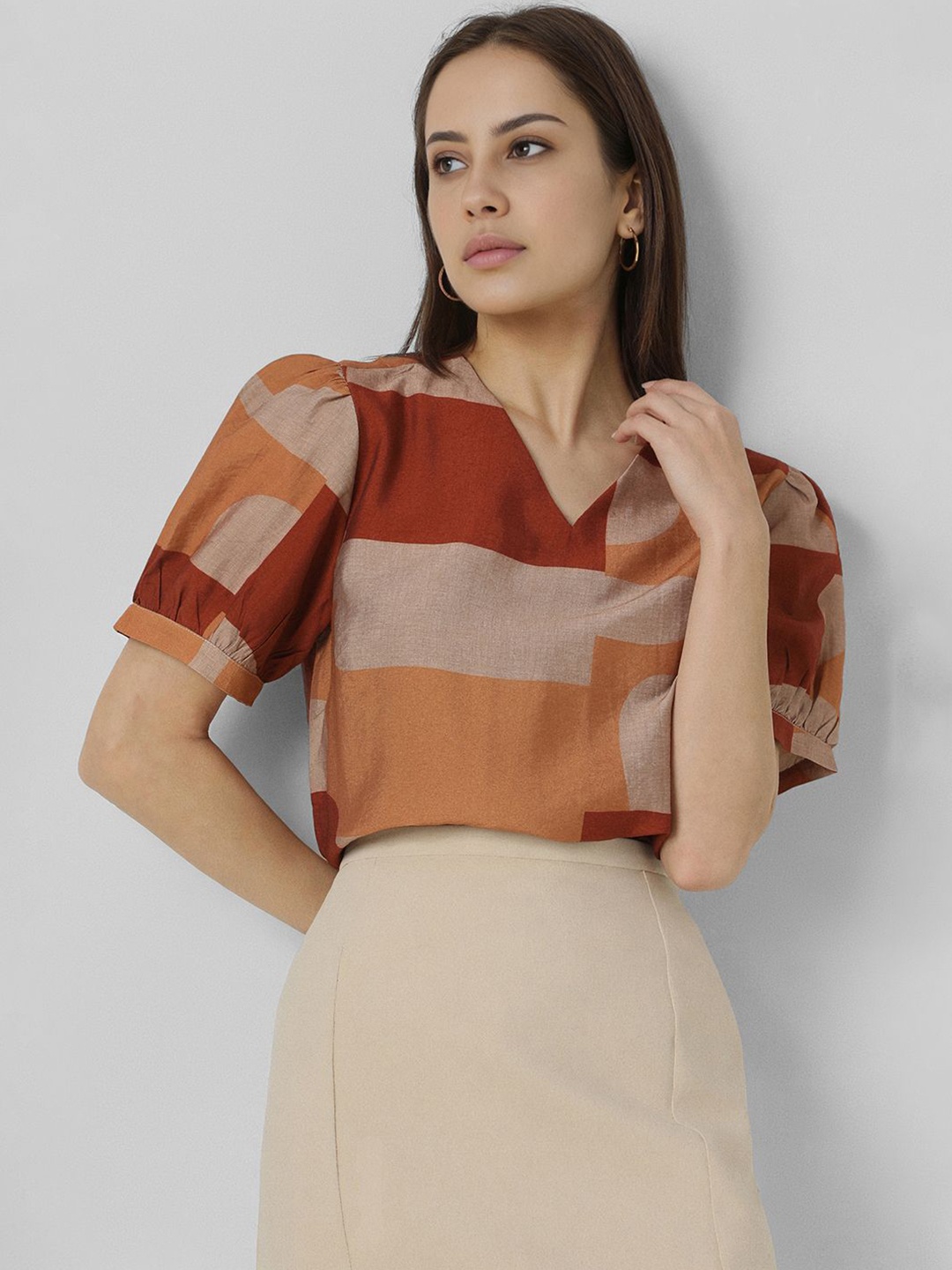 

Van Heusen Woman Colourblocked Print V-Neck Puff Sleeves Top, Red
