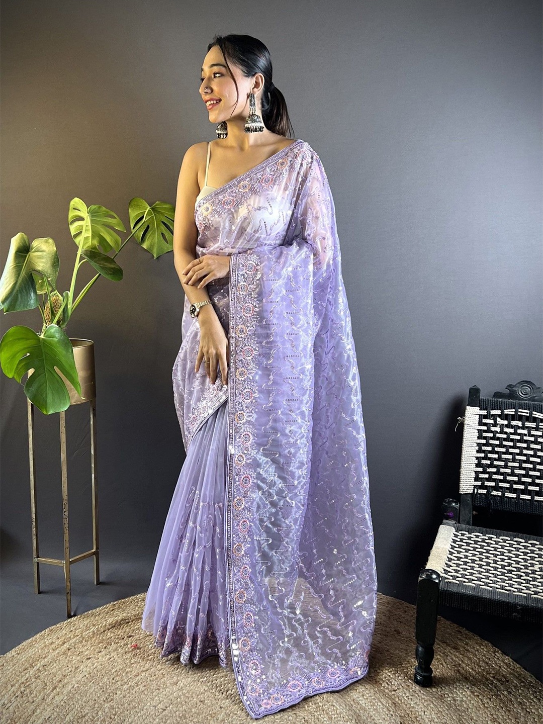 

Mitera Embellished Net Saree, Lavender