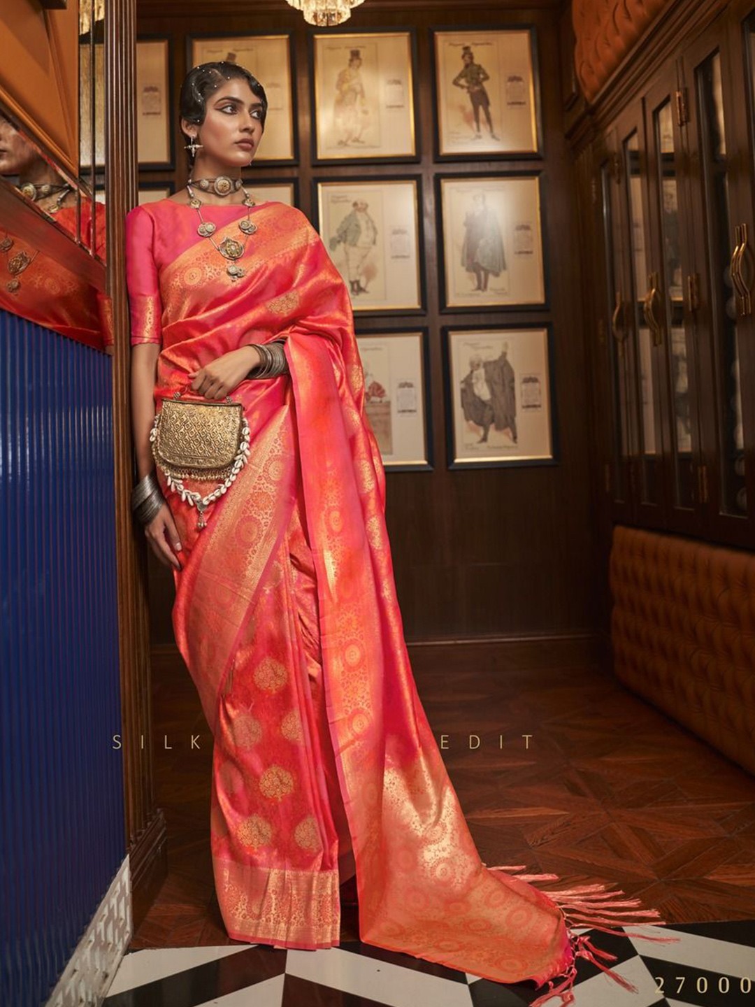 

Anouk Woven Design Zari Banarasi Saree, Pink