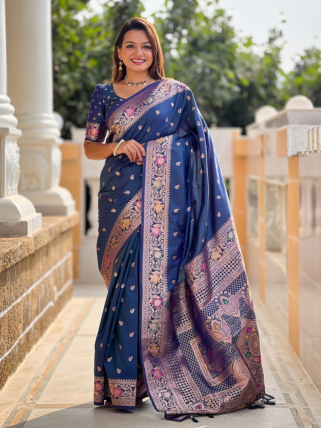 

Divyadham Textiles Ethnic Motifs Woven Design Zari Pure Silk Banarasi Saree, Blue