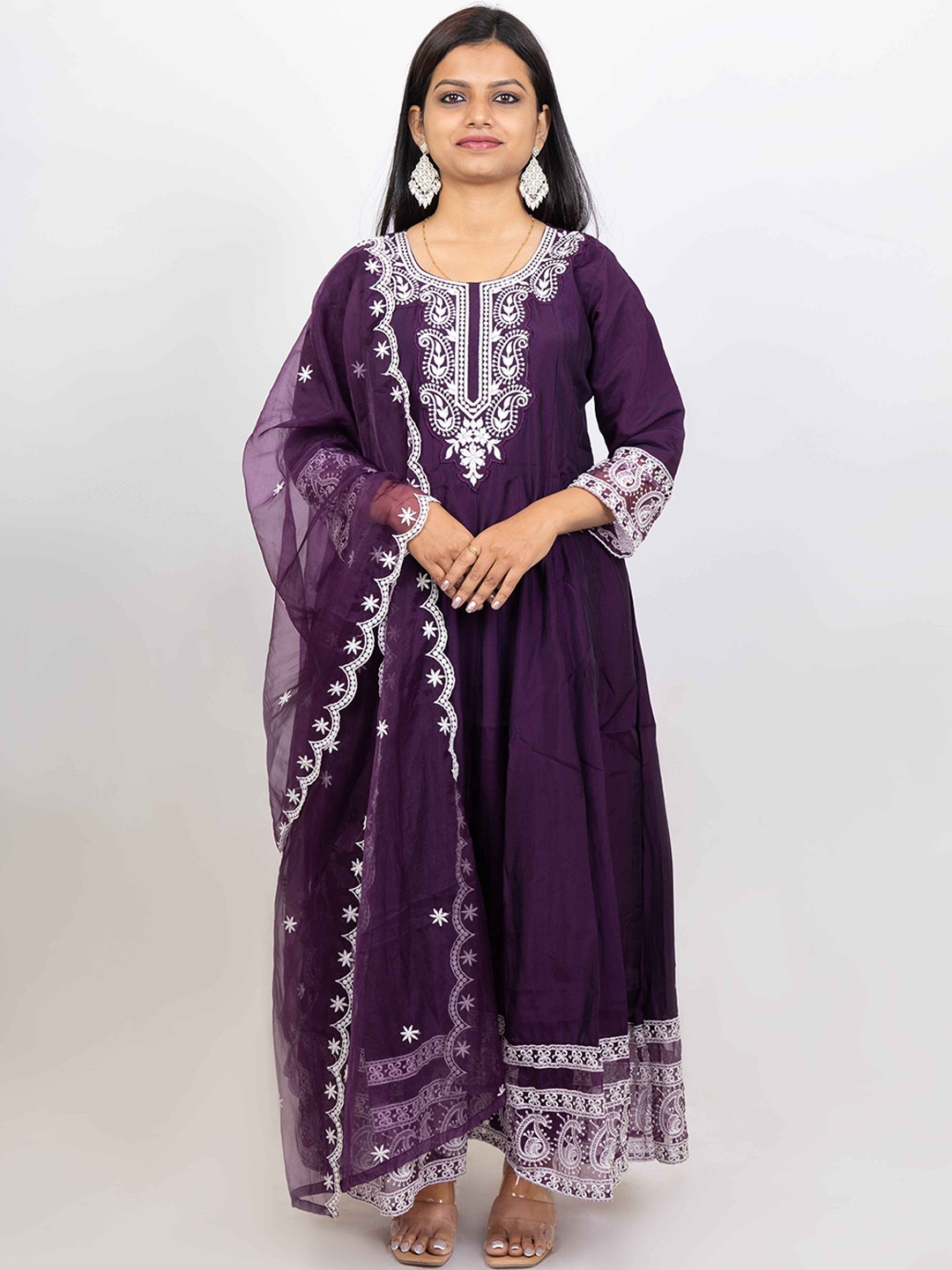 

The Kalakriti House Floral Embroidered Round Neck Straight Kurta with Trousers & Dupatta, Purple