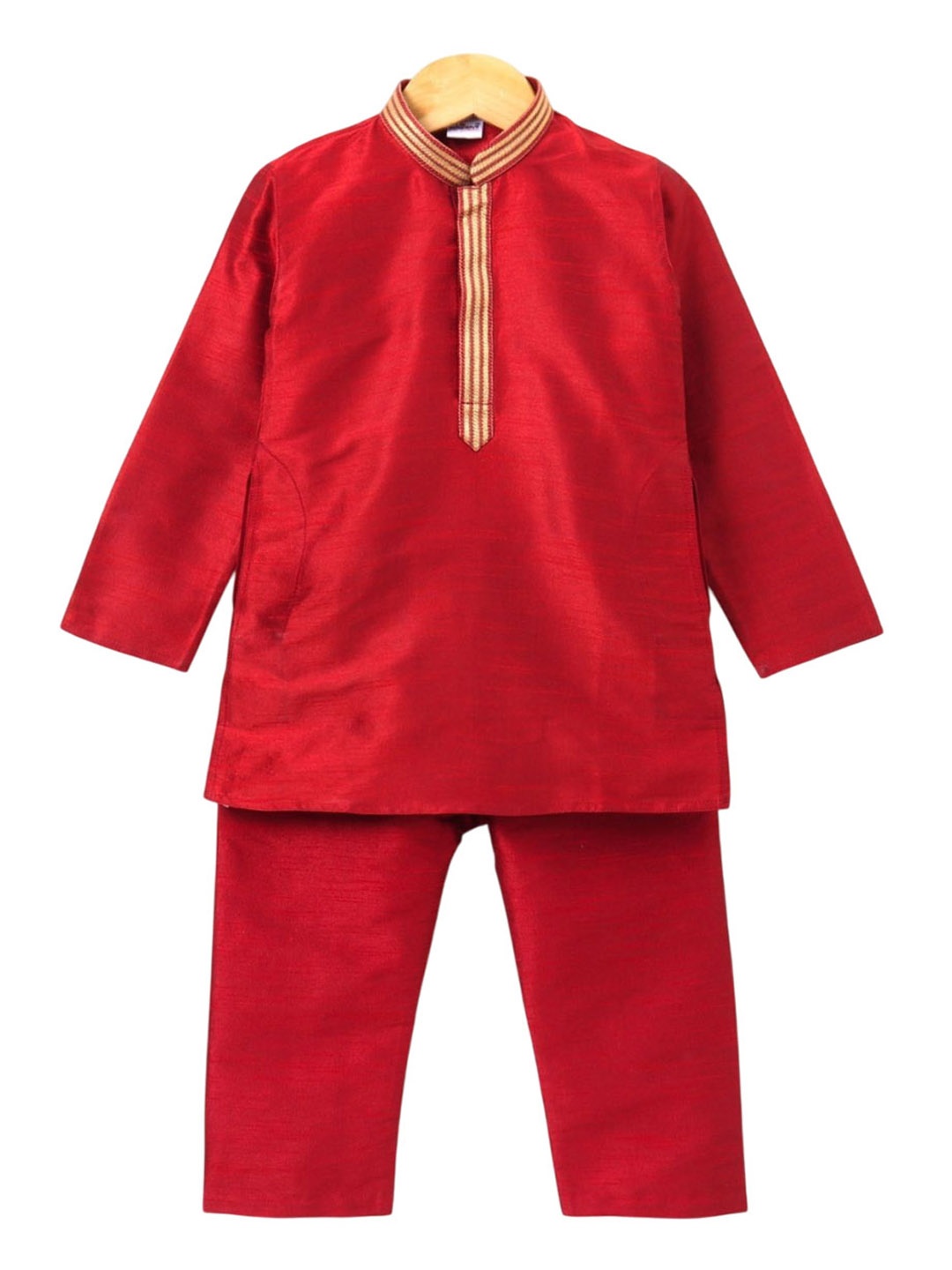 

Pehanaava Boys A-Line Kurta With Pyjama, Red