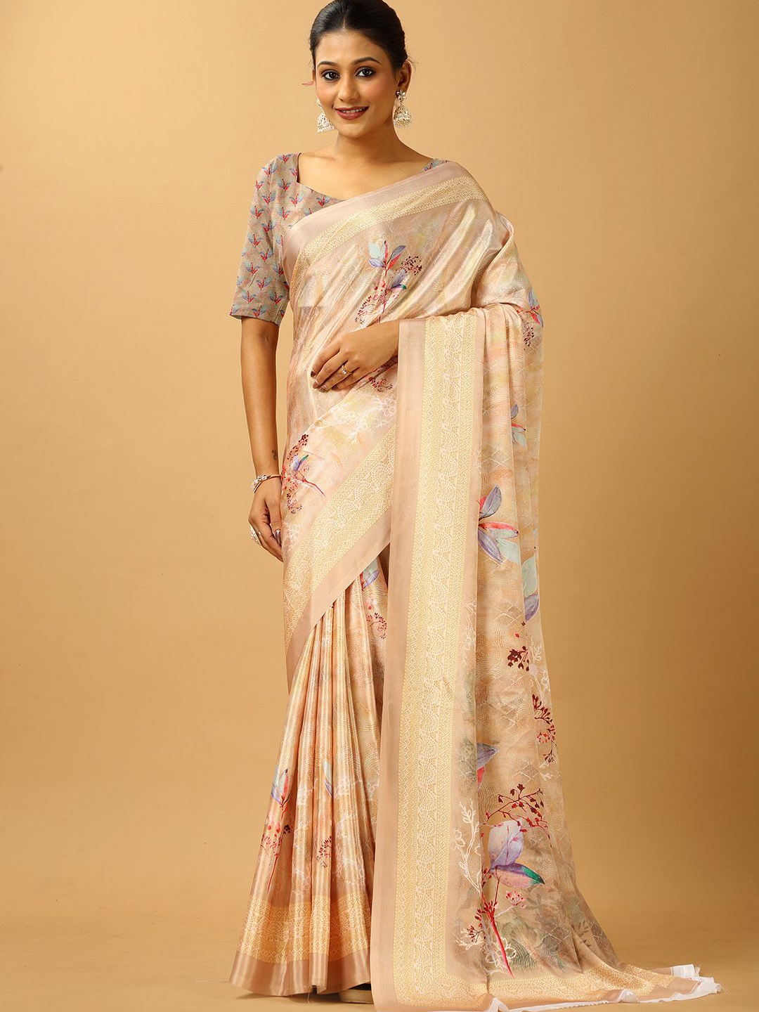 

VIRENDRA TEXTILES Floral Printed Pure Crepe Saree, Peach