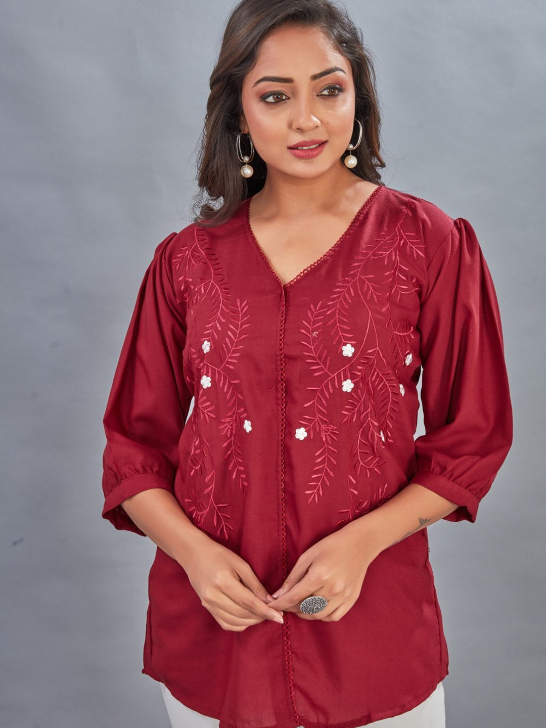 

Kesudi Women Embroidered Tunic, Maroon