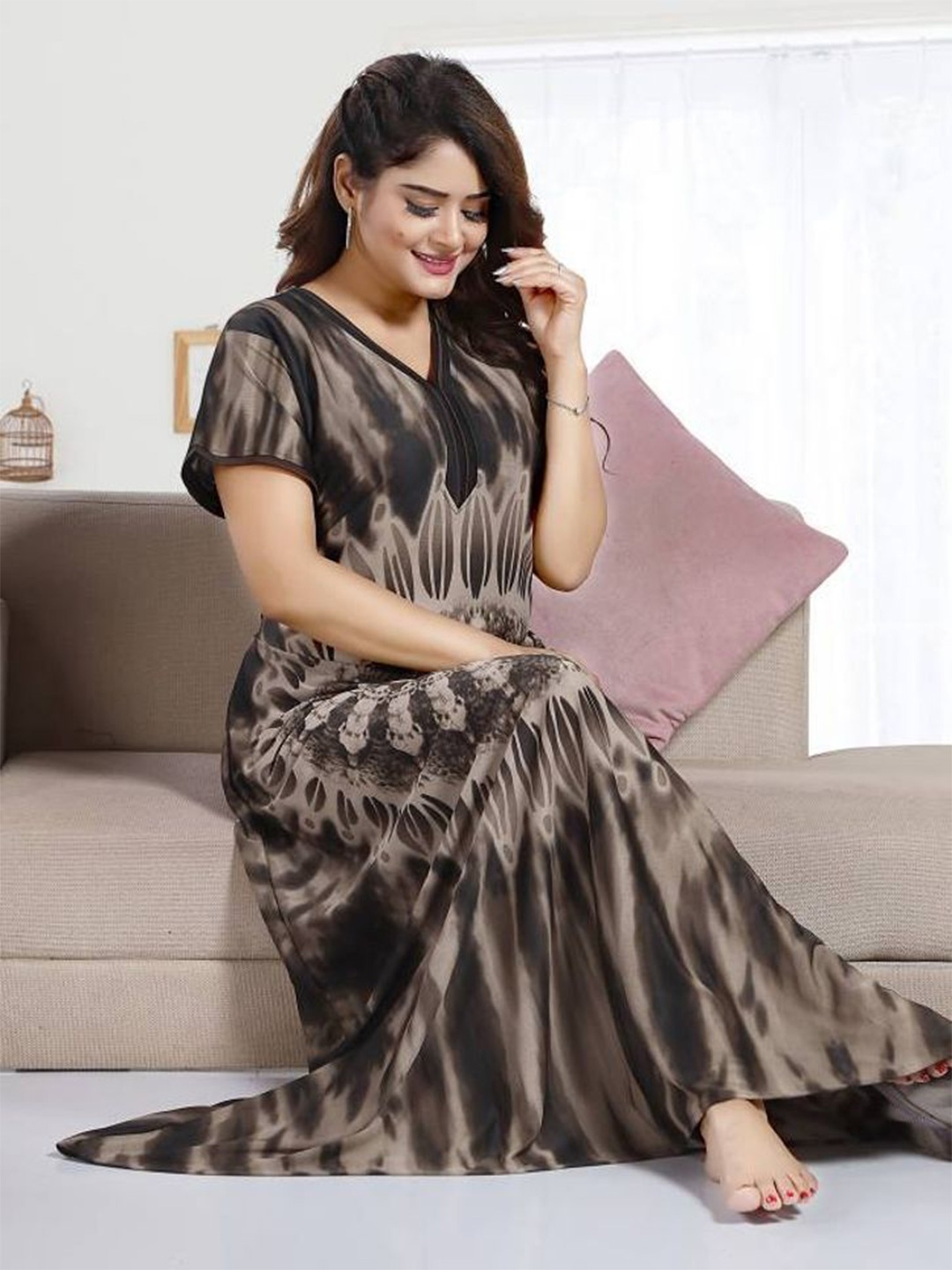 

PR PINK ROYAL Printed Maxi Nightdress, Black