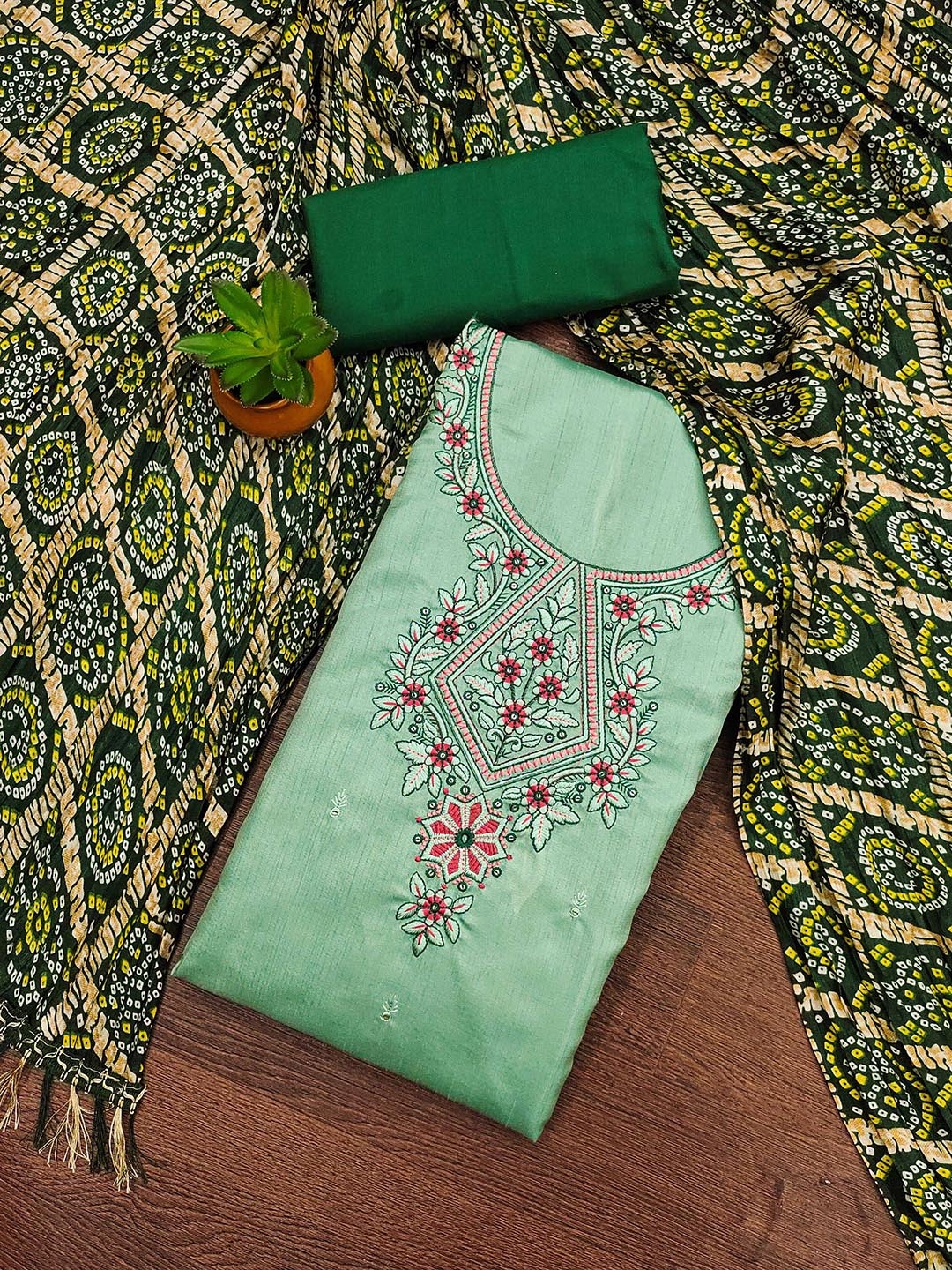 

SAINOOR Embroidered Silk Cotton Unstitched Dress Material, Sea green